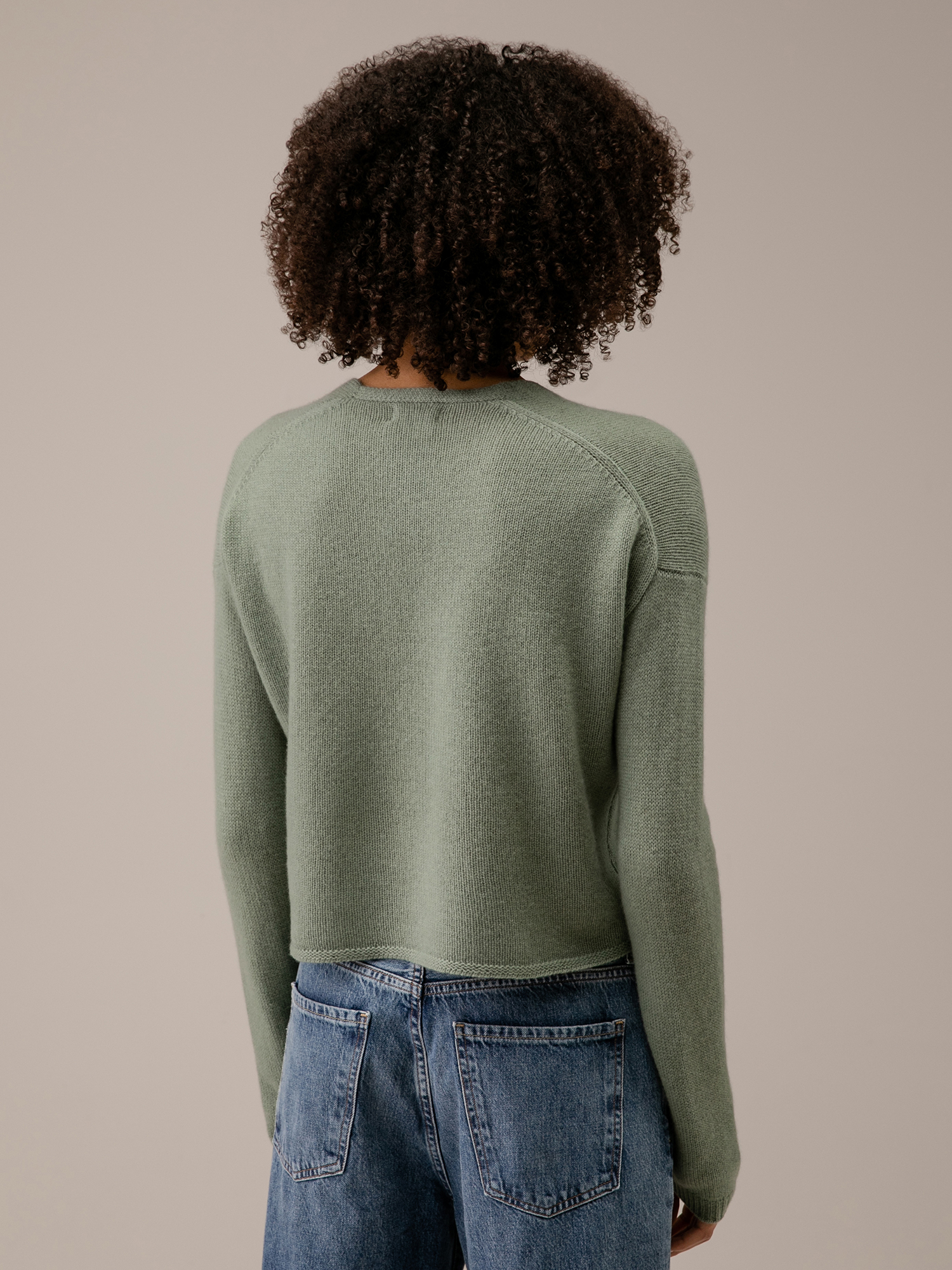 Detailansicht von Cropped Strickjacke aus Cashmere von DANIELS