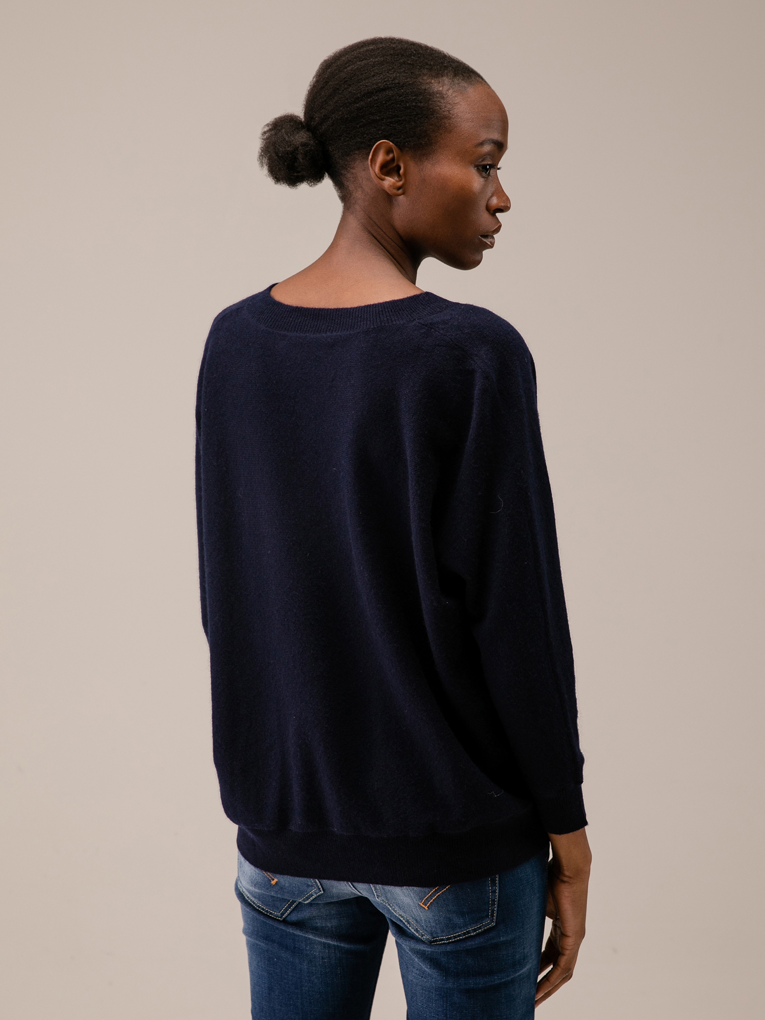 Detailansicht von Oversized Pullover aus Cashmere von LISA YANG