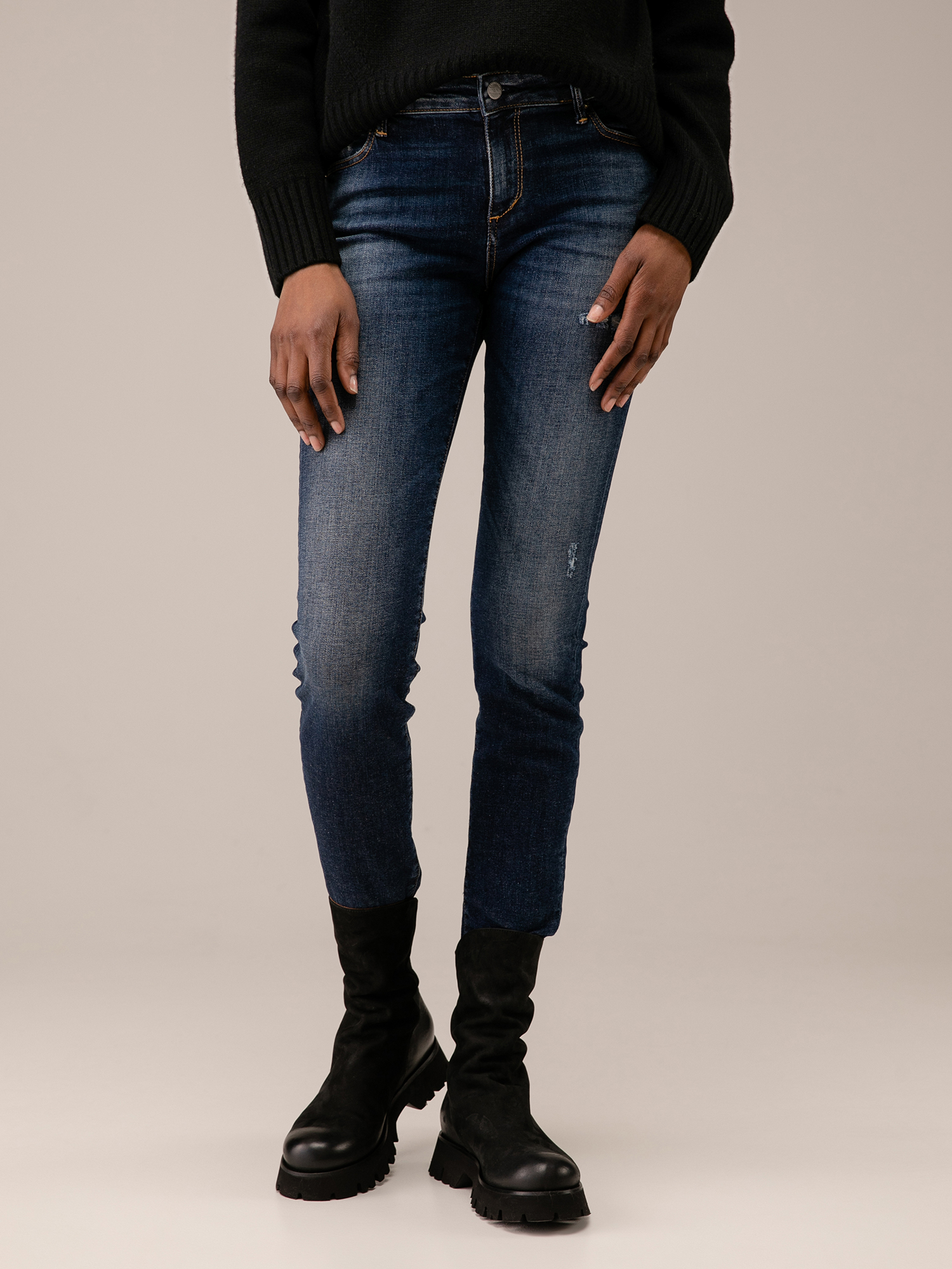 Detailansicht von Skinny Jeans von THE NIM