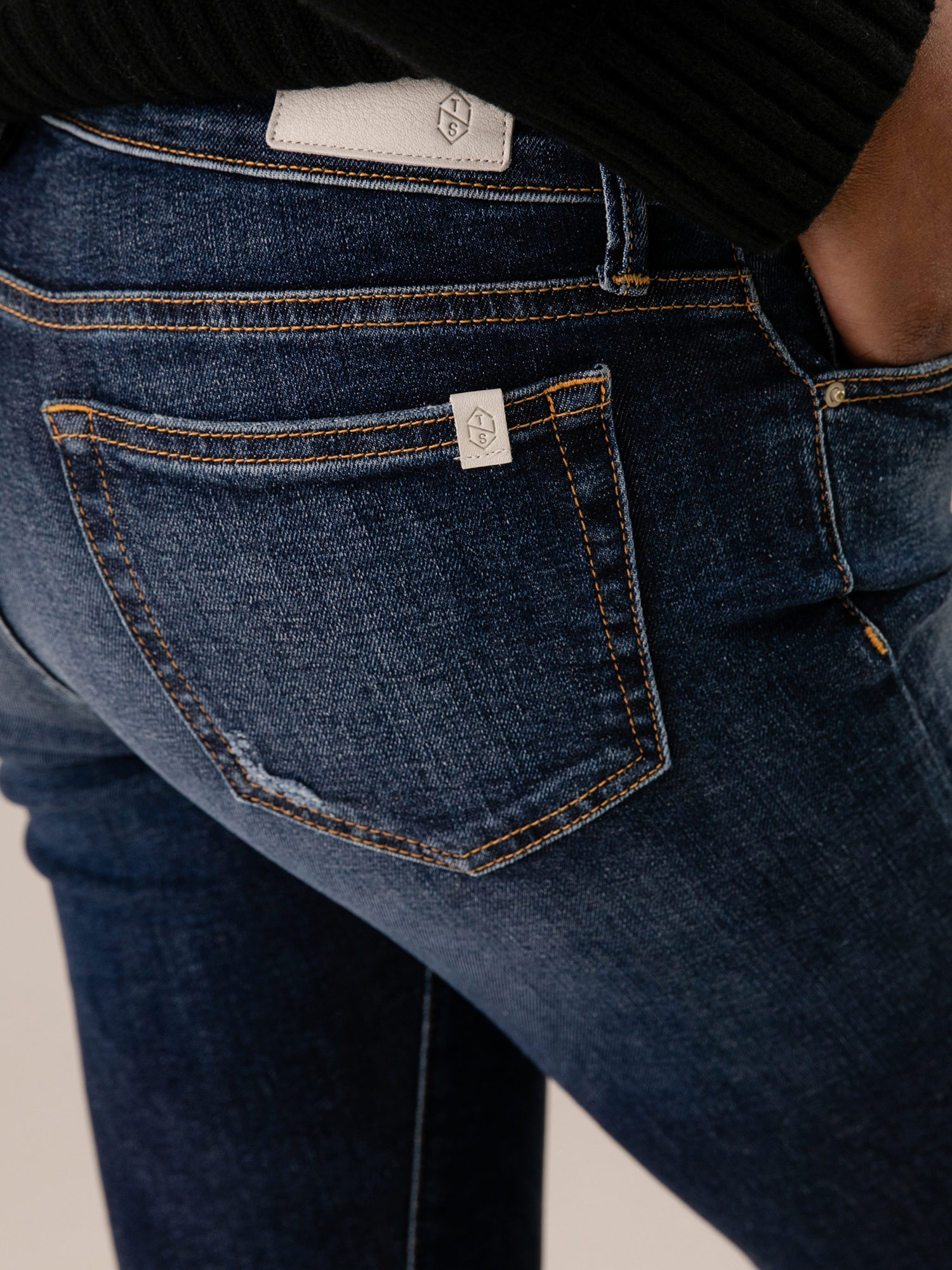 Detailansicht von Skinny Jeans von THE NIM