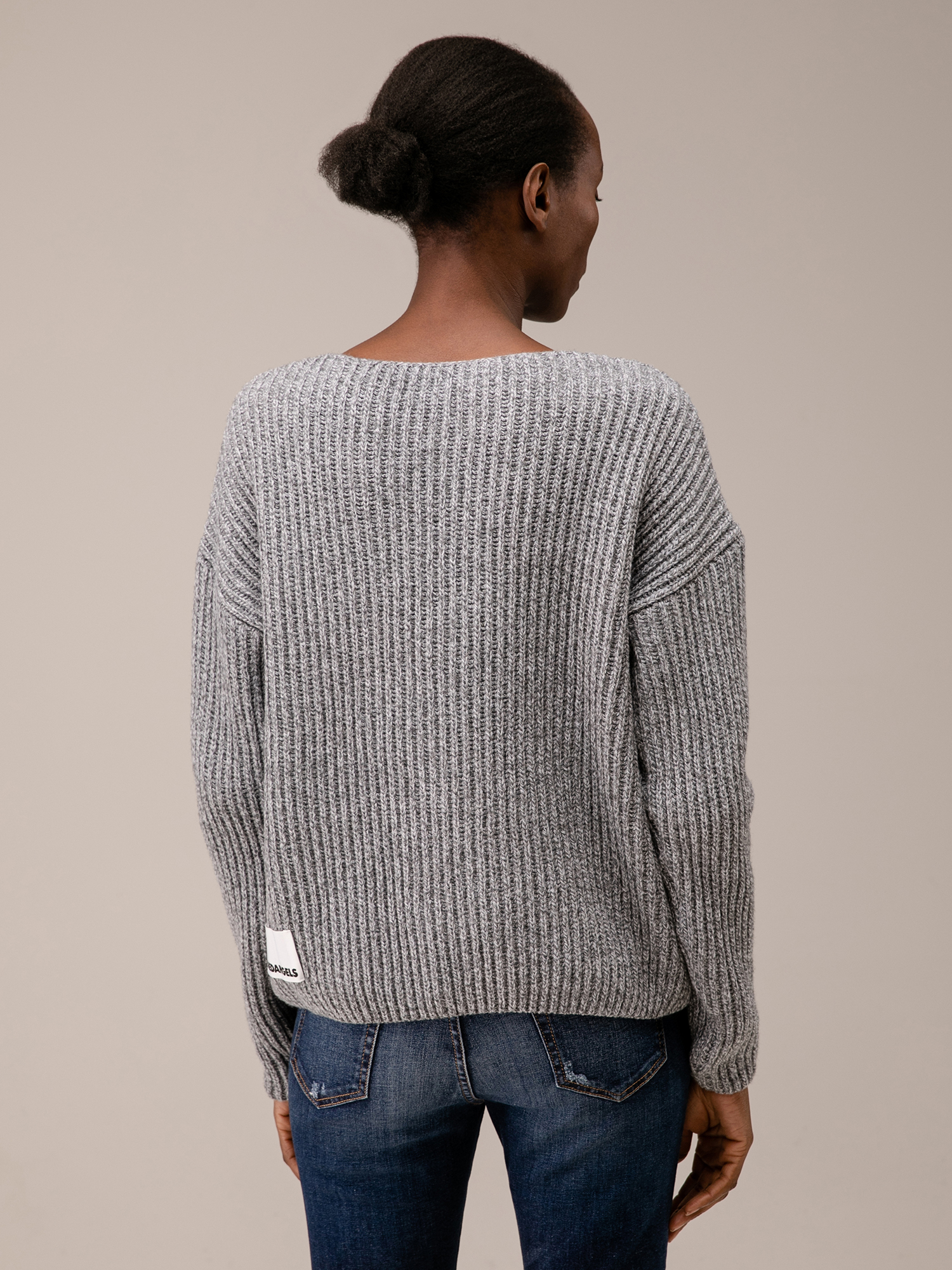 Detailansicht von Pullover aus Wolle von ARMEDANGELS