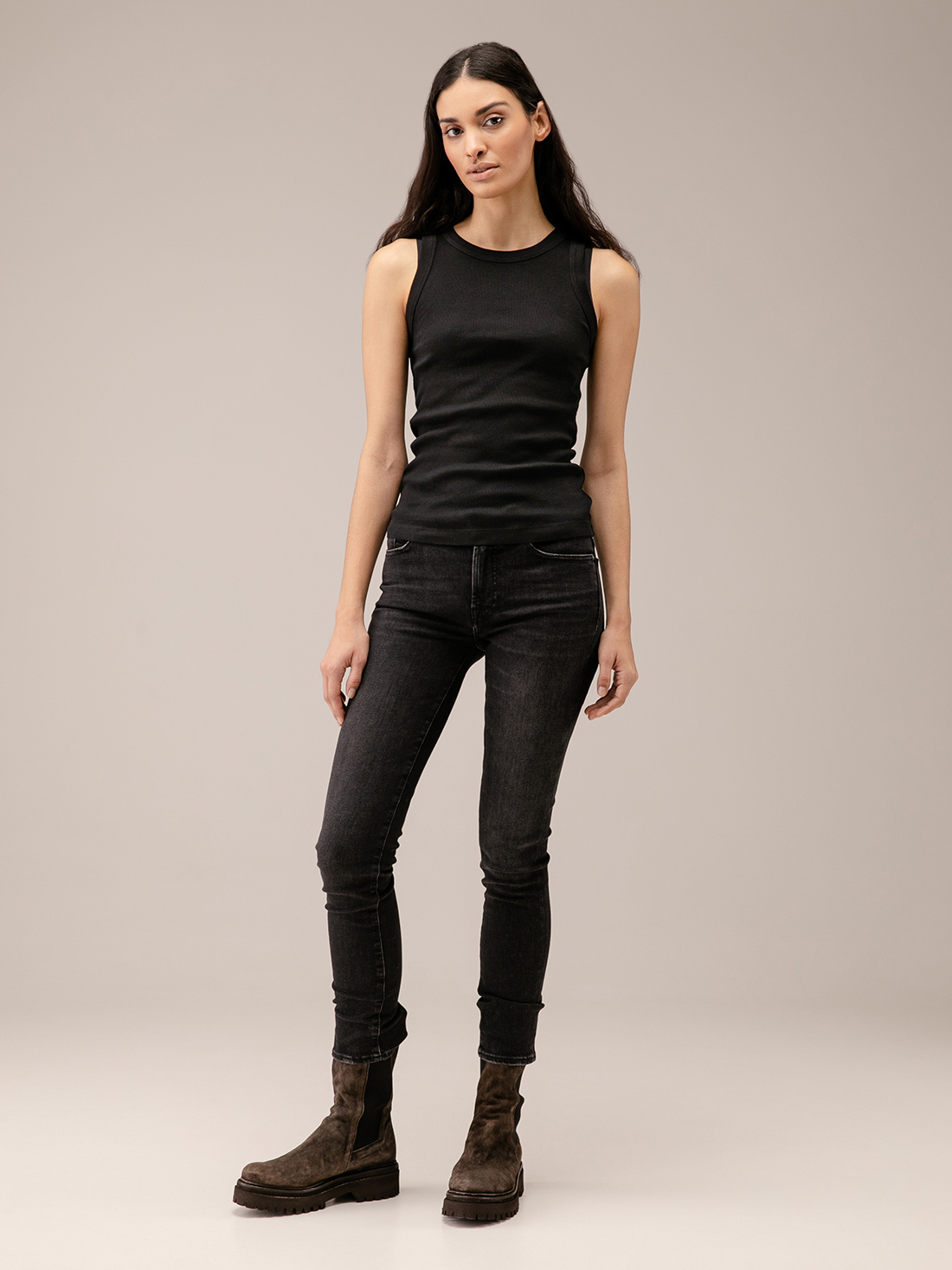 Detailansicht von Slim Fit Jeans von 7 FOR ALL MANKIND