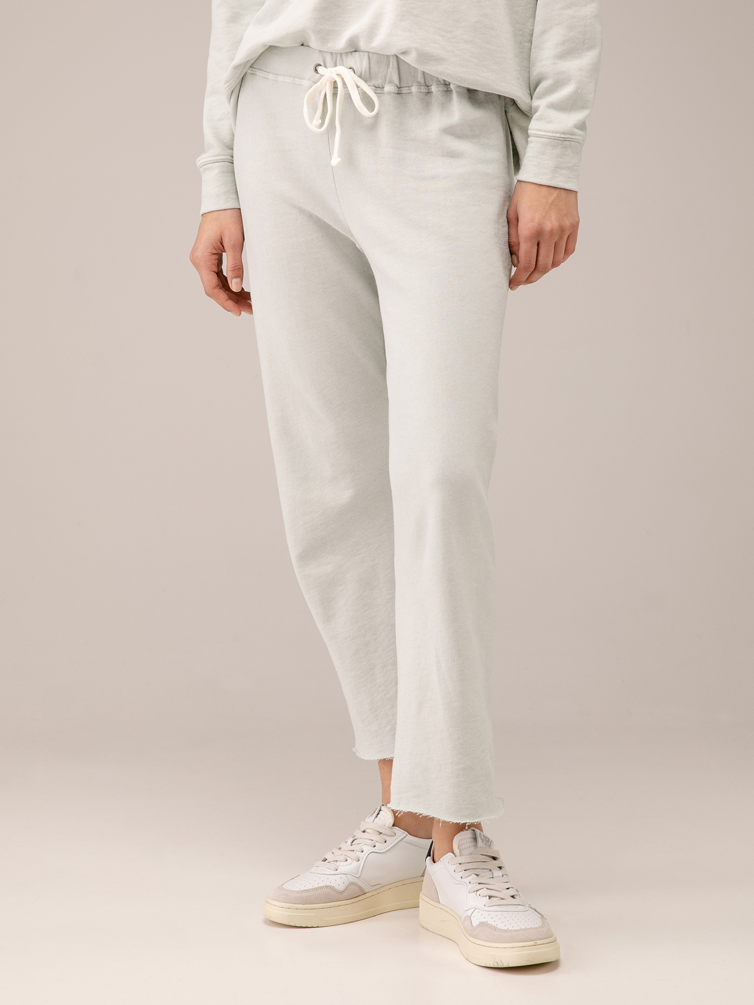 Detailansicht von Sweathose aus Baumwolle von JAMES PERSE