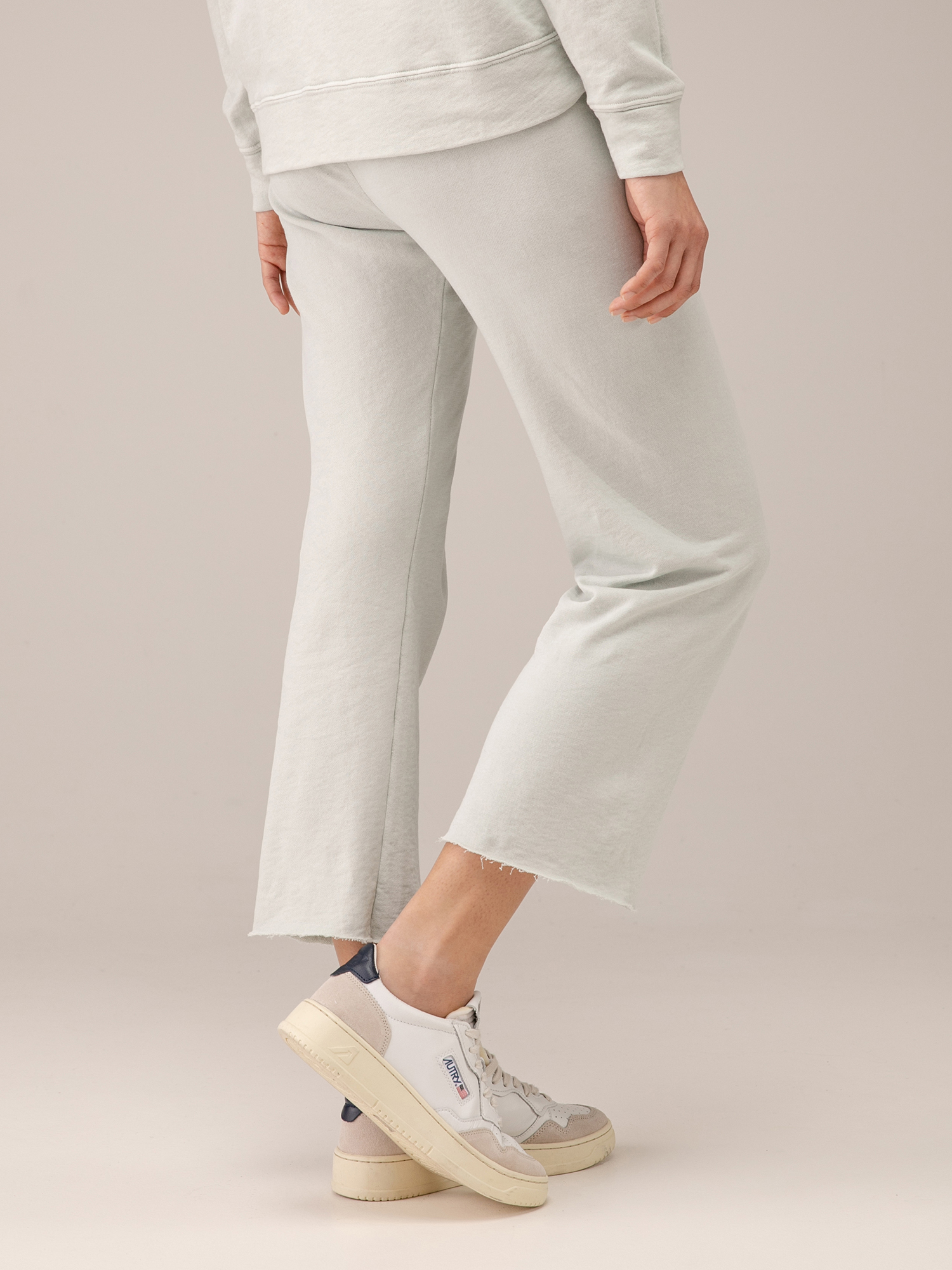 Detailansicht von Sweathose aus Baumwolle von JAMES PERSE