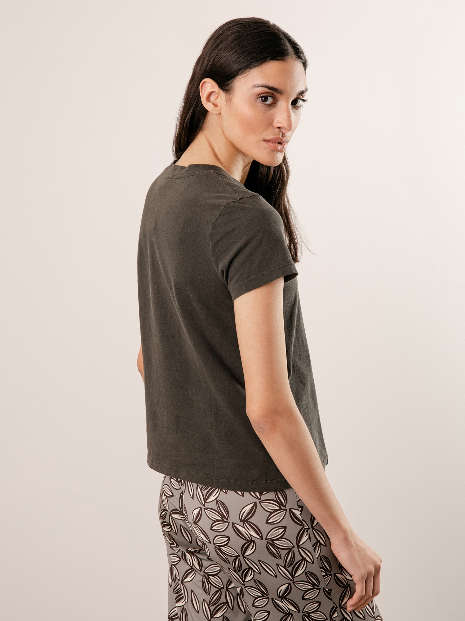 Detailansicht von T-Shirt aus Baumwolle von JAMES PERSE