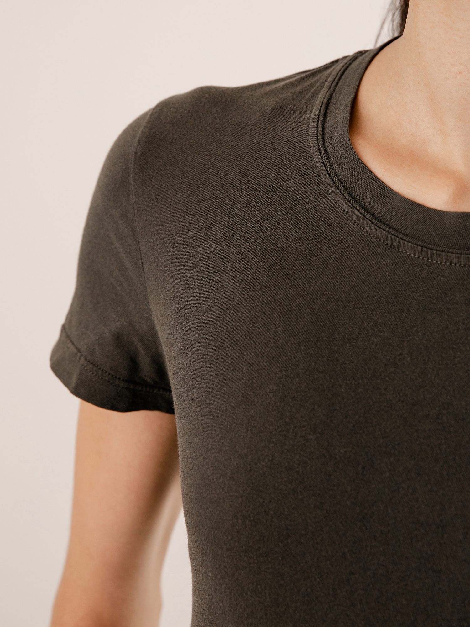 Detailansicht von T-Shirt aus Baumwolle von JAMES PERSE