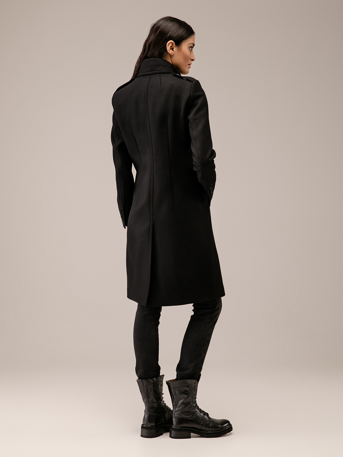 Detailansicht von Mantel aus Schurwolle von DRYKORN