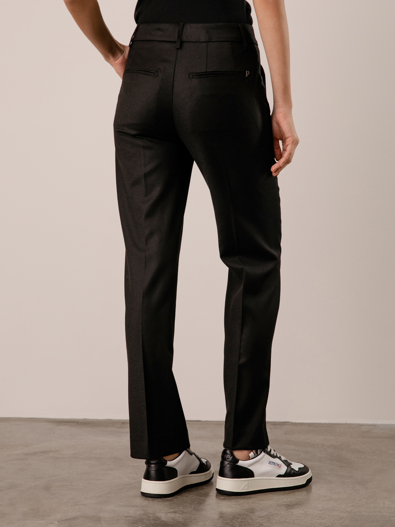 Detailansicht von Hose aus Wolle von DONDUP