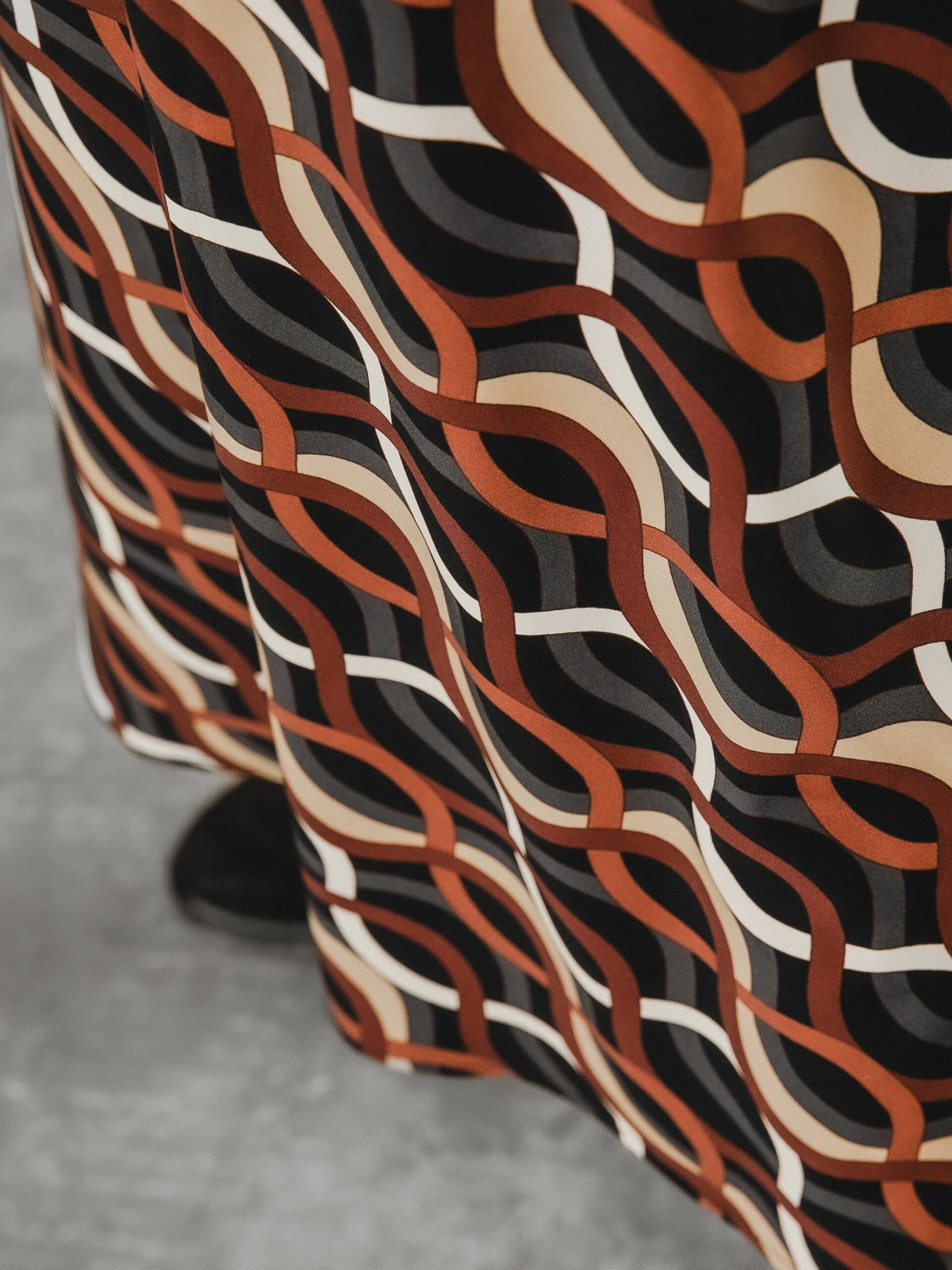 Detailansicht von Maxi-Rock von SIYU