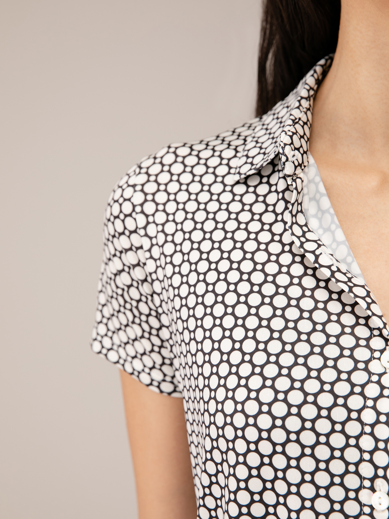 Detailansicht von Gemusterte Bluse von DANIELS