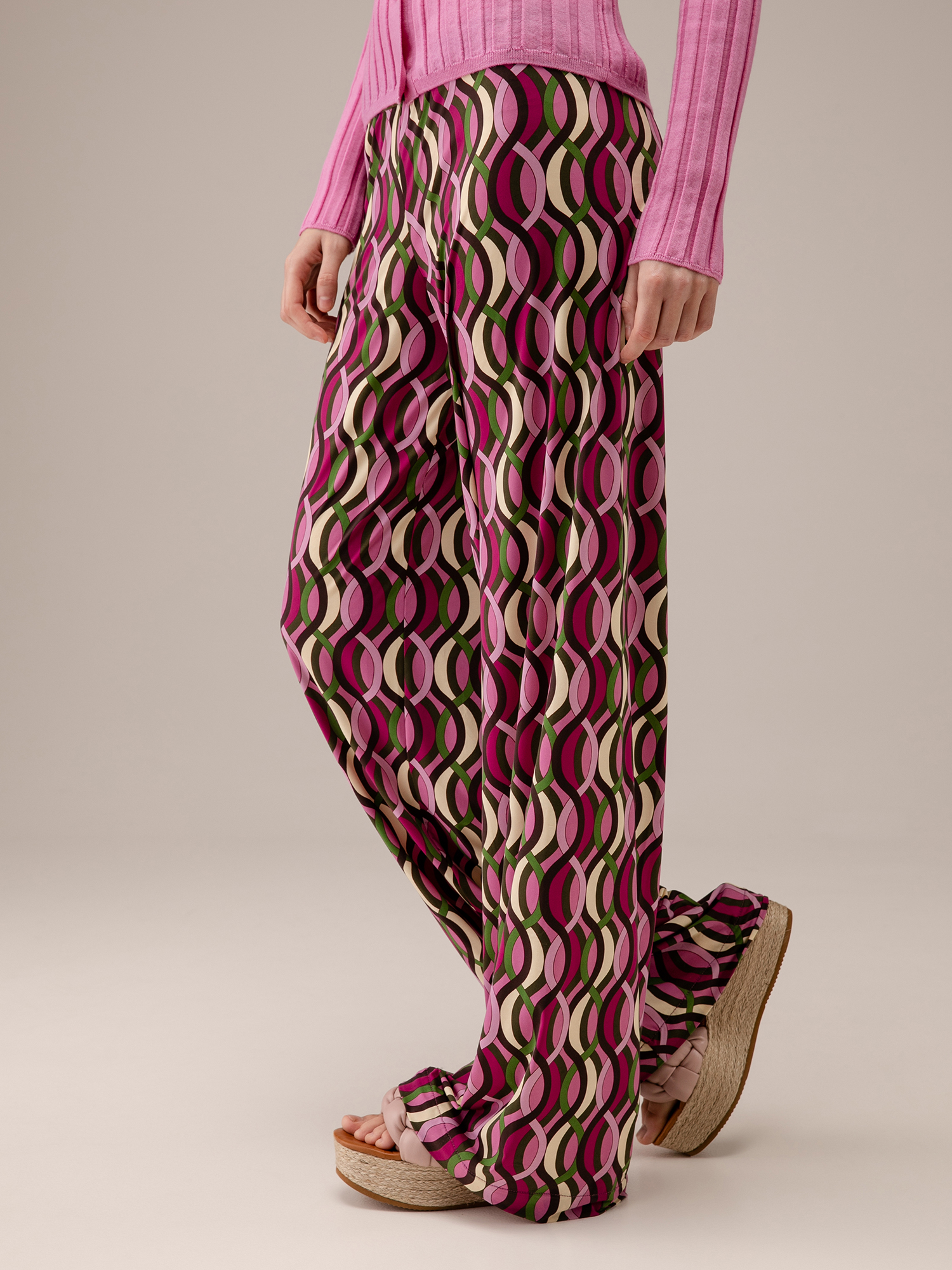 Detailansicht von Gemusterte Hose von SIYU