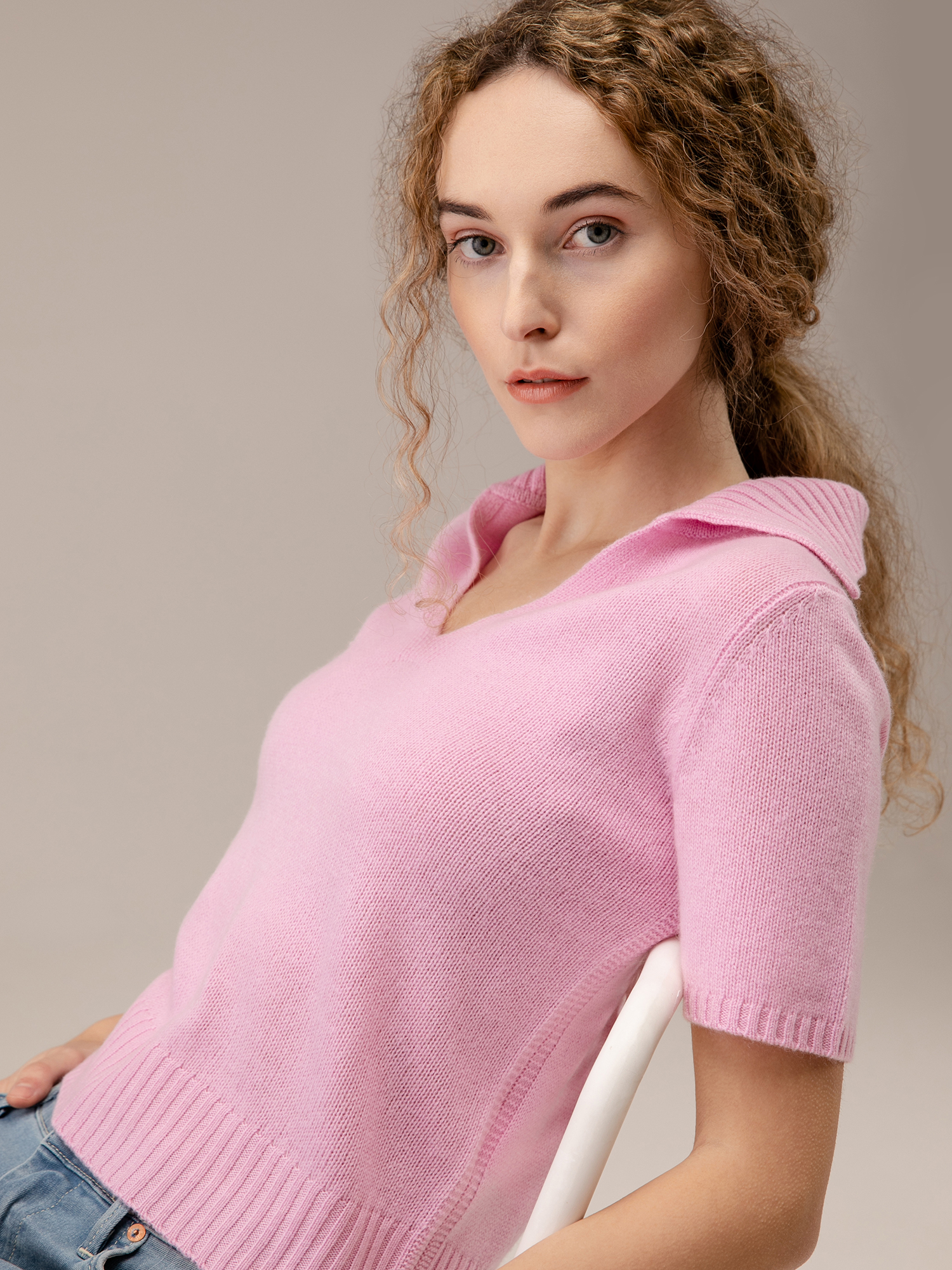 Detailansicht von Kurzarm-Pullover aus Schurwolle von ALLUDE