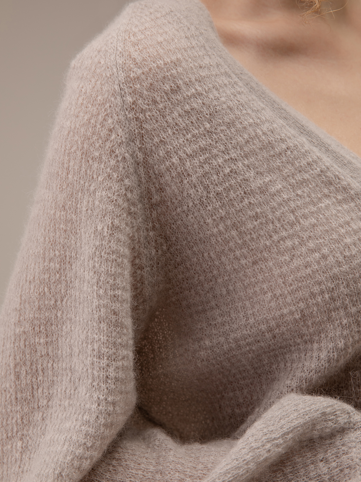 Detailansicht von Cropped Strickjacke von JOHNNY LOVE