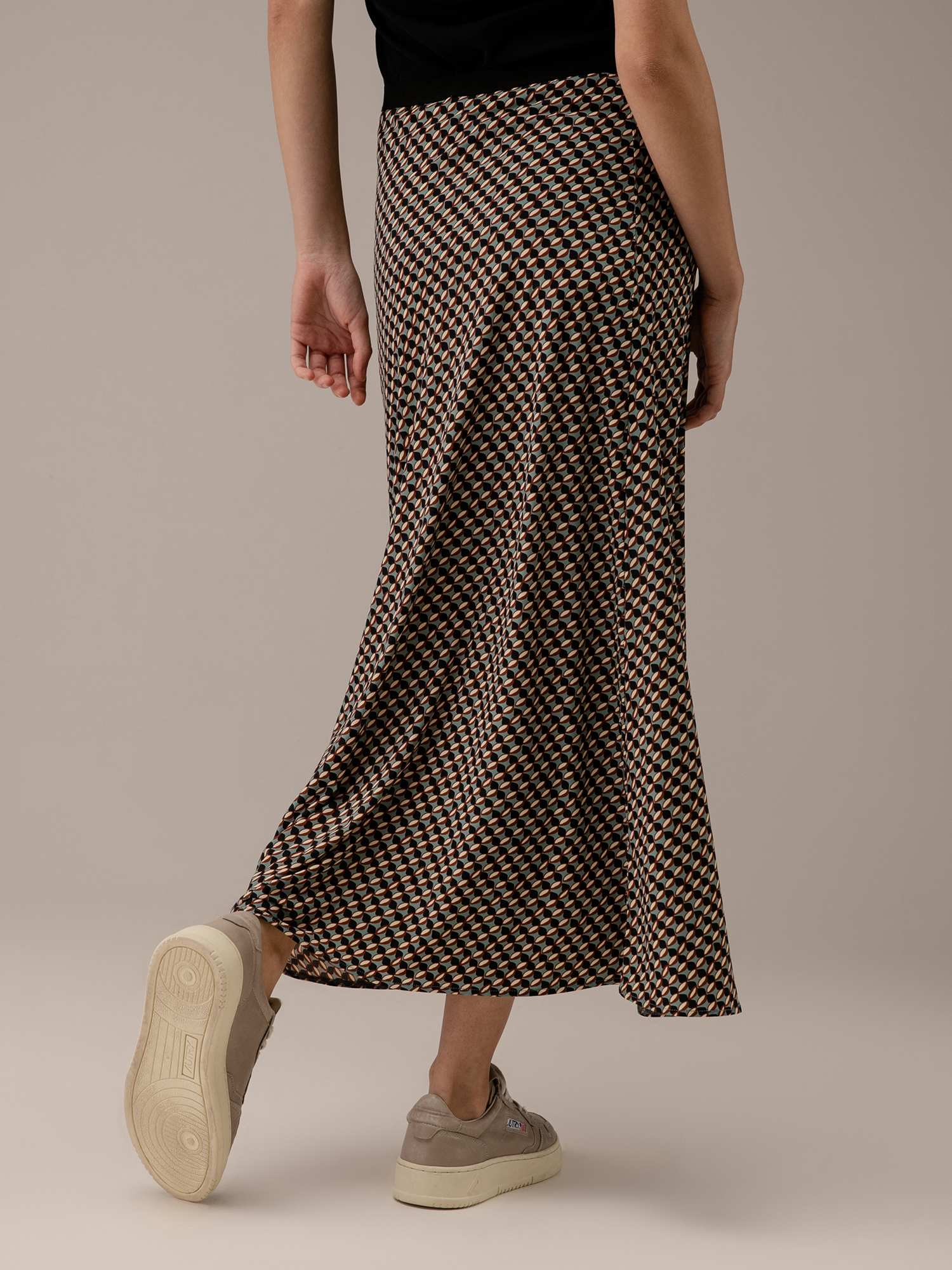 Detailansicht von Maxi-Rock von SIYU