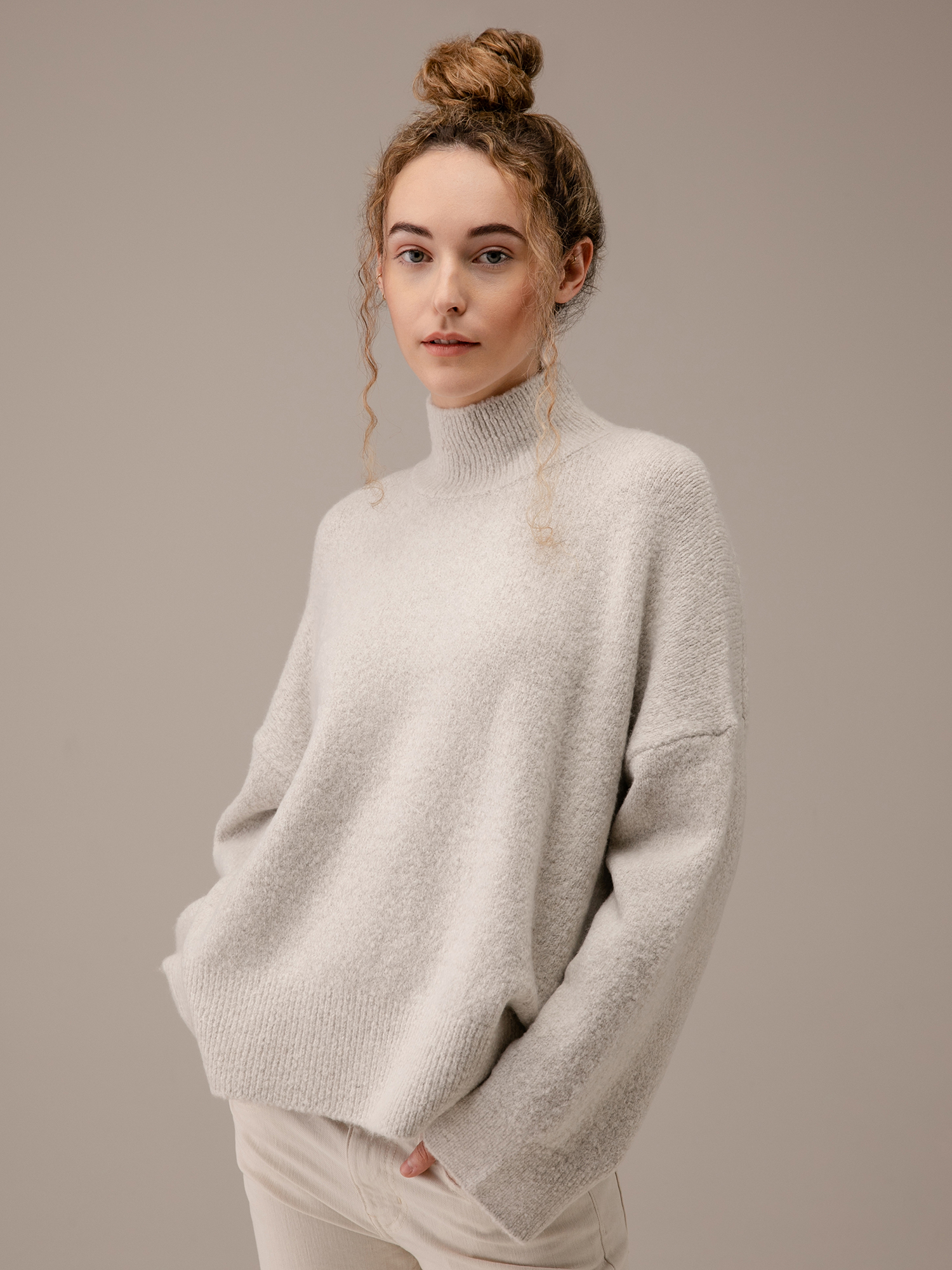 Detailansicht von Turtleneck Pullover von BETTER RICH