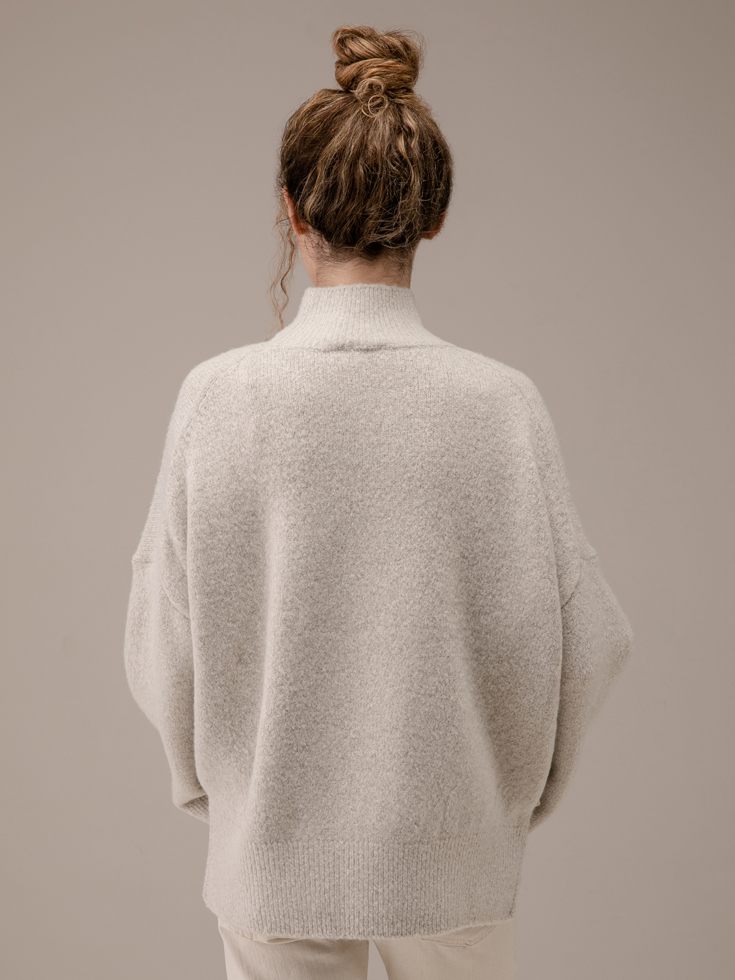 Detailansicht von Turtleneck Pullover von BETTER RICH