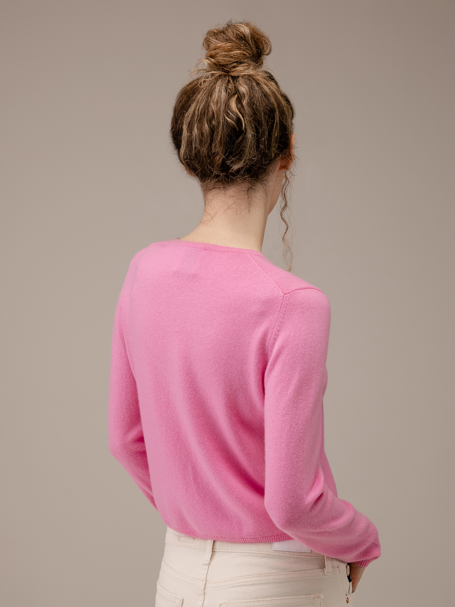 Detailansicht von Cropped Pullover aus Cashmere von ALLUDE