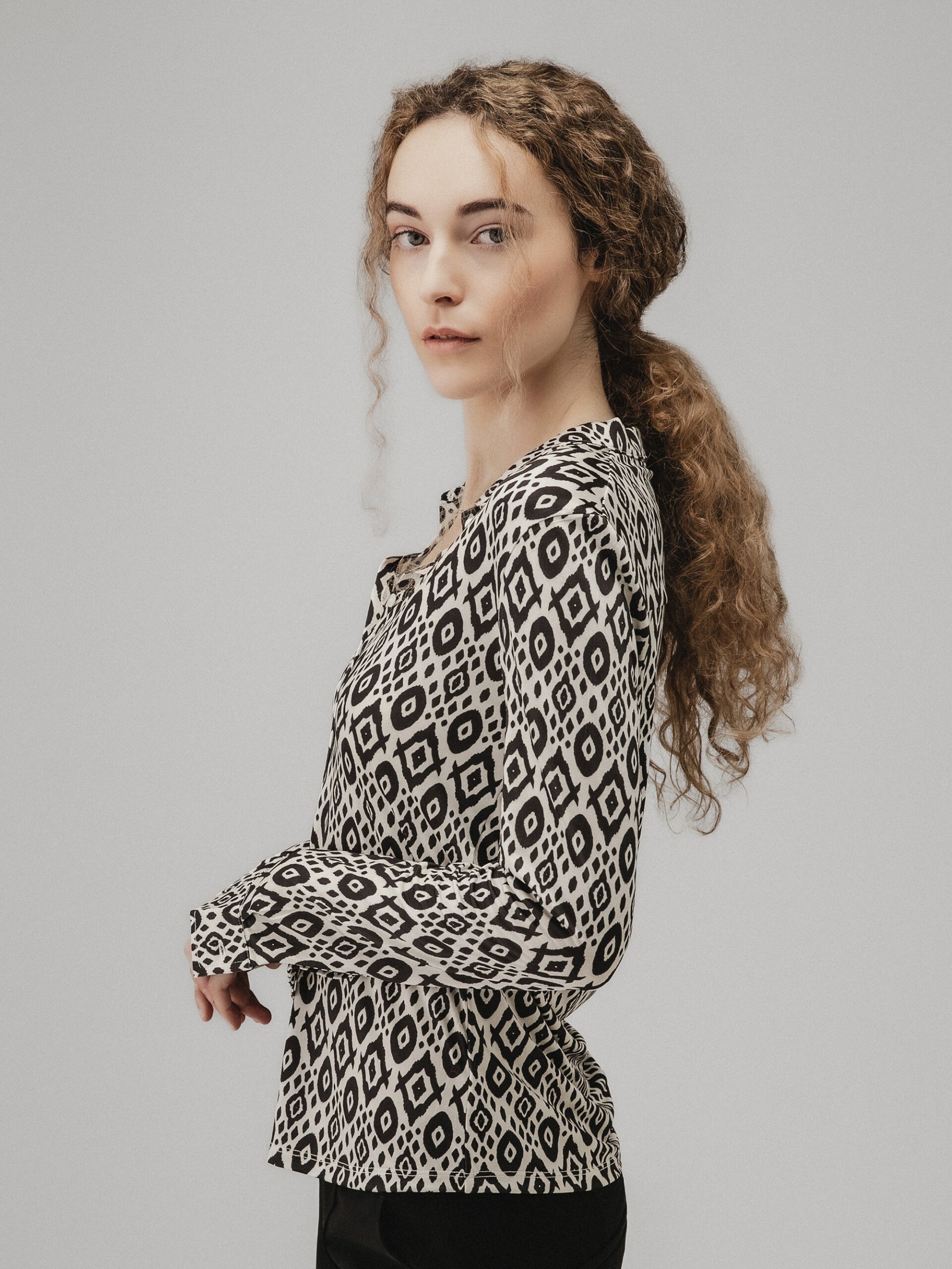 Detailansicht von Gemusterte Bluse von DANIELS