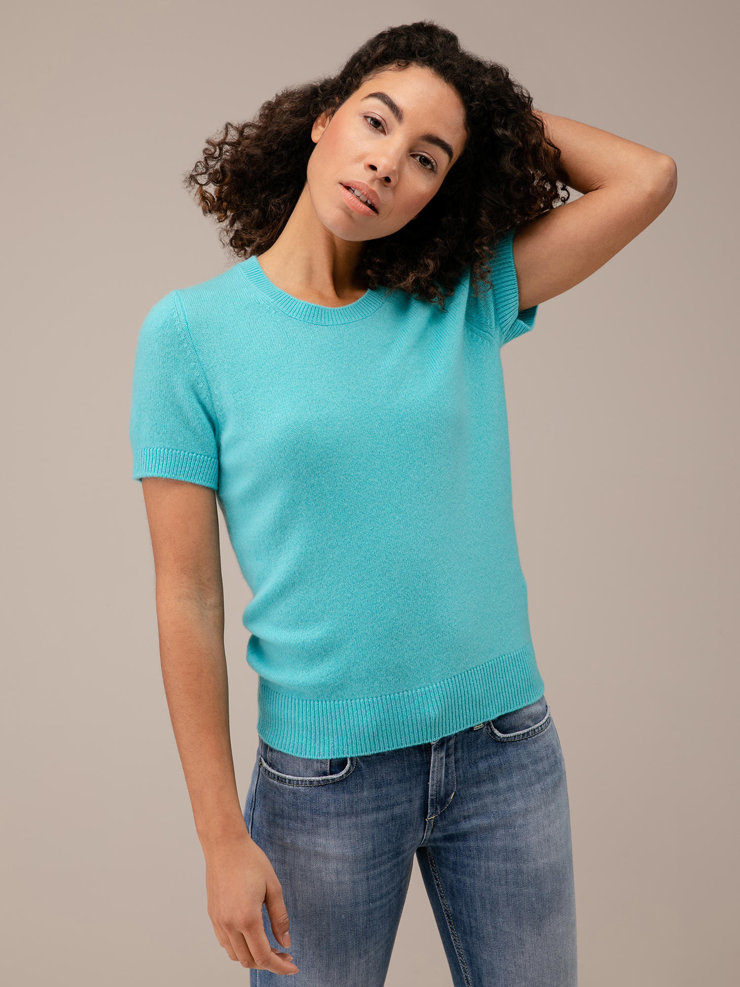 Detailansicht von Kurzarm-Pullover aus Cashmere von ALLUDE