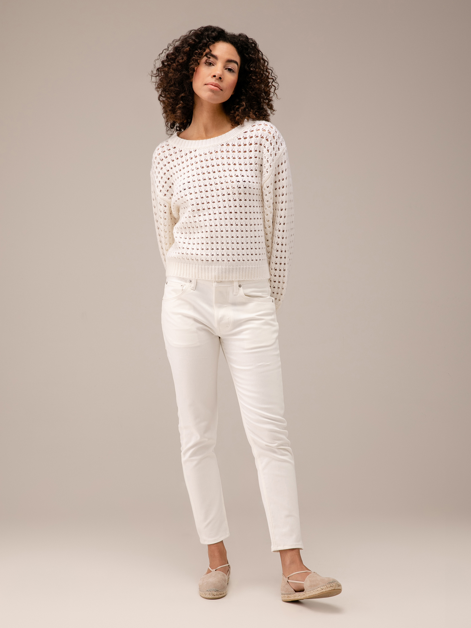 Detailansicht von Pullover aus Schurwolle von ALLUDE