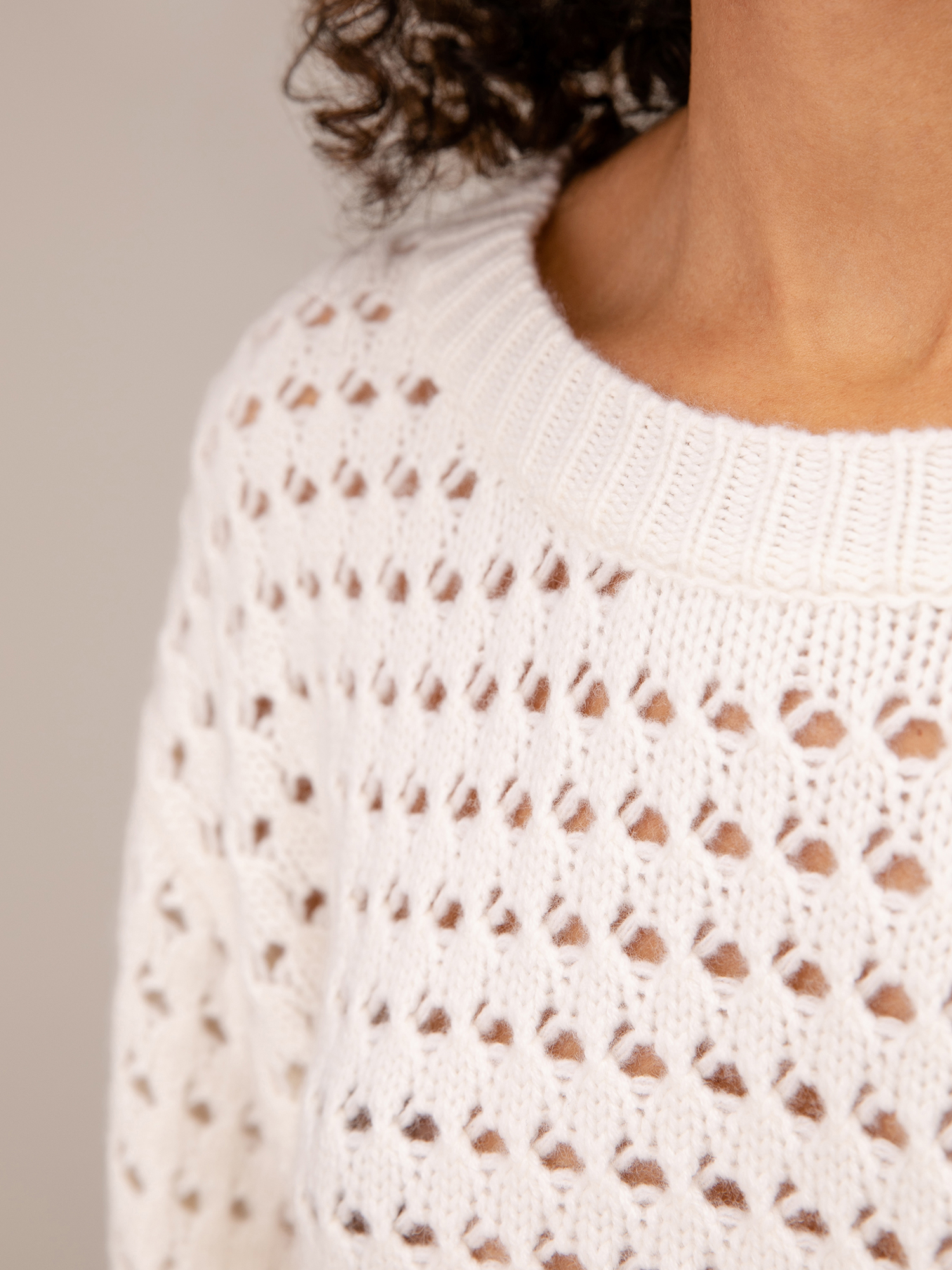 Detailansicht von Pullover aus Schurwolle von ALLUDE