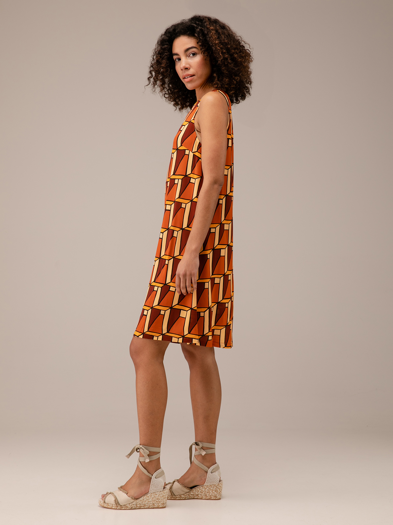 Detailansicht von Kurzes Kleid von SIYU