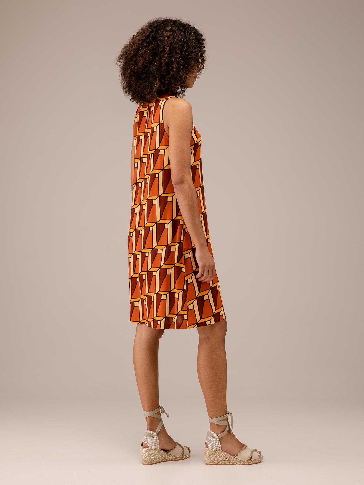 Detailansicht von Kurzes Kleid von SIYU