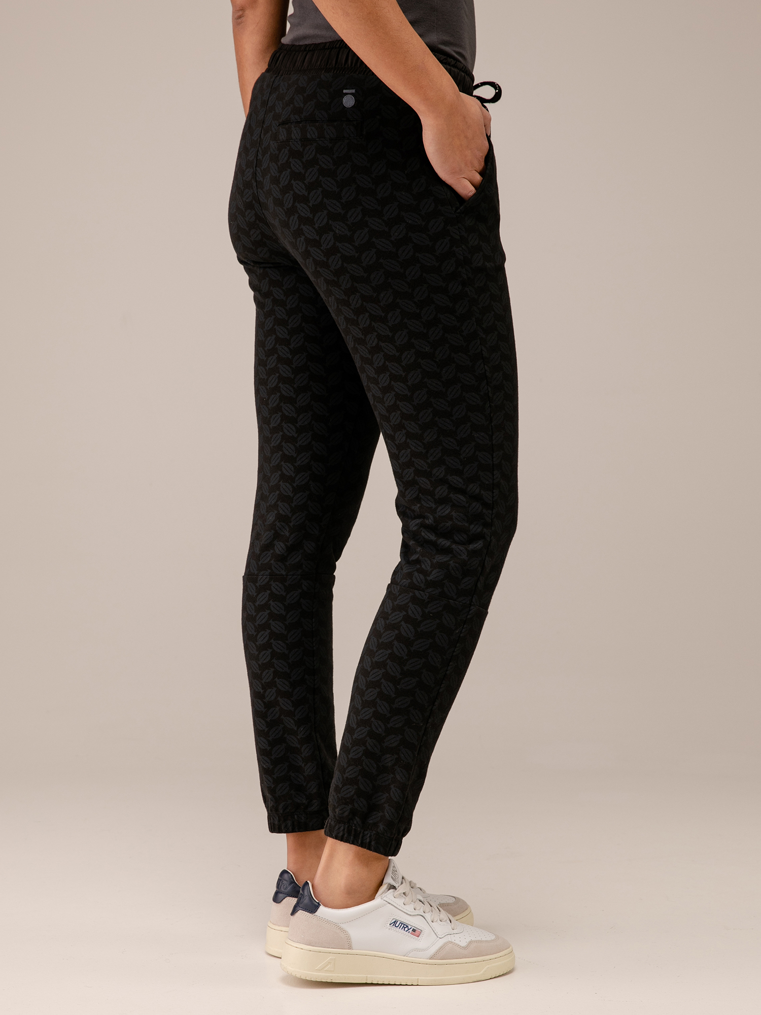 Detailansicht von Sweathose aus Baumwolle von 10 DAYS