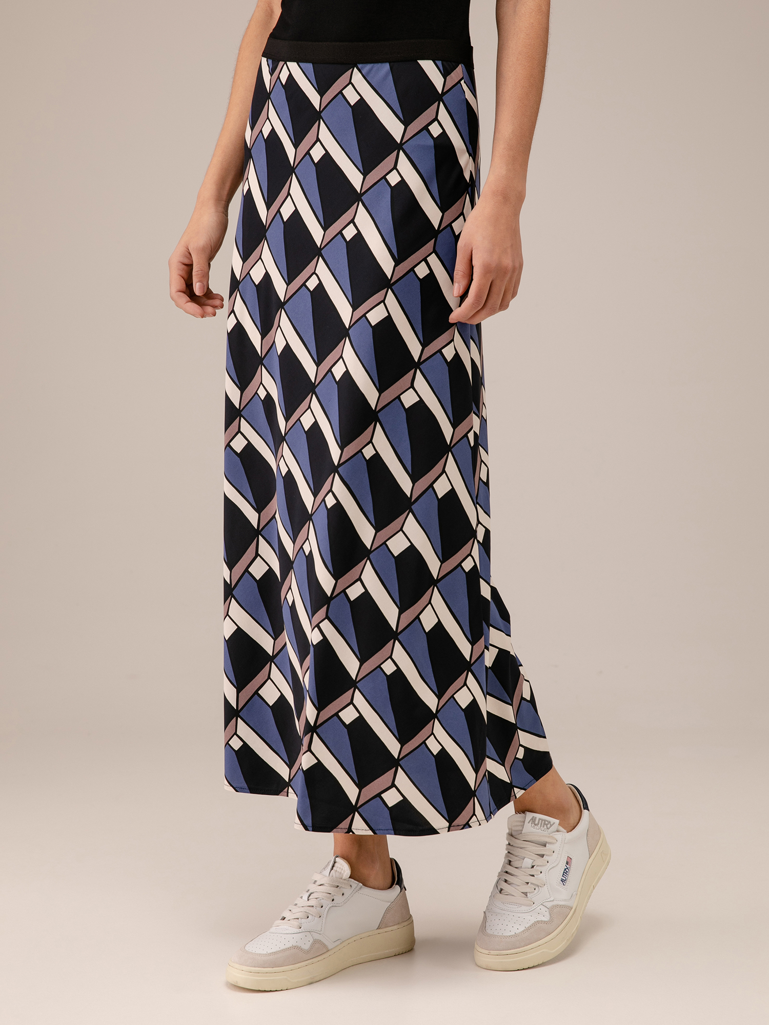 Detailansicht von Maxi-Rock von SIYU