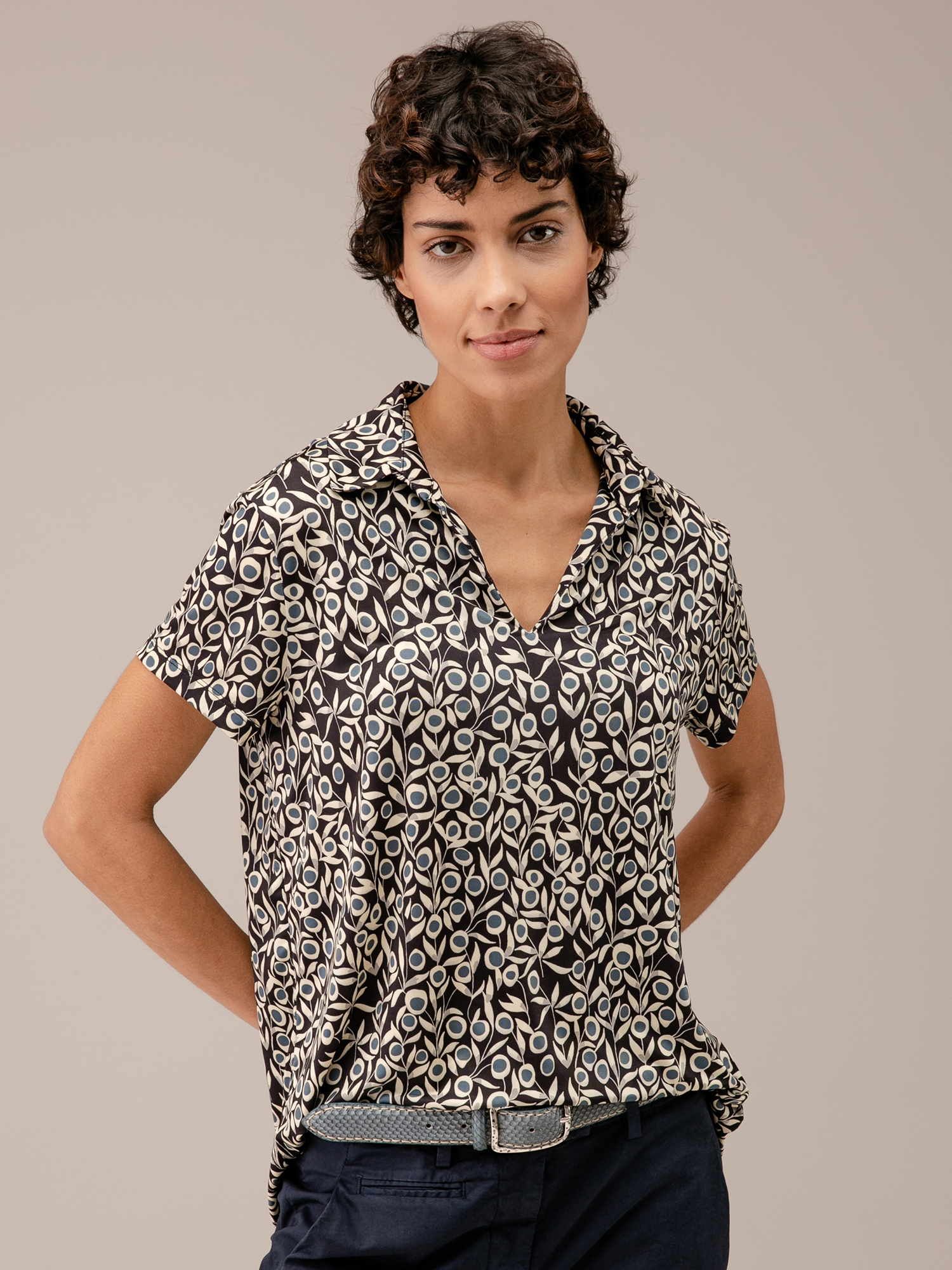 Detailansicht von Kurzarm-Poloshirt von DANIELS