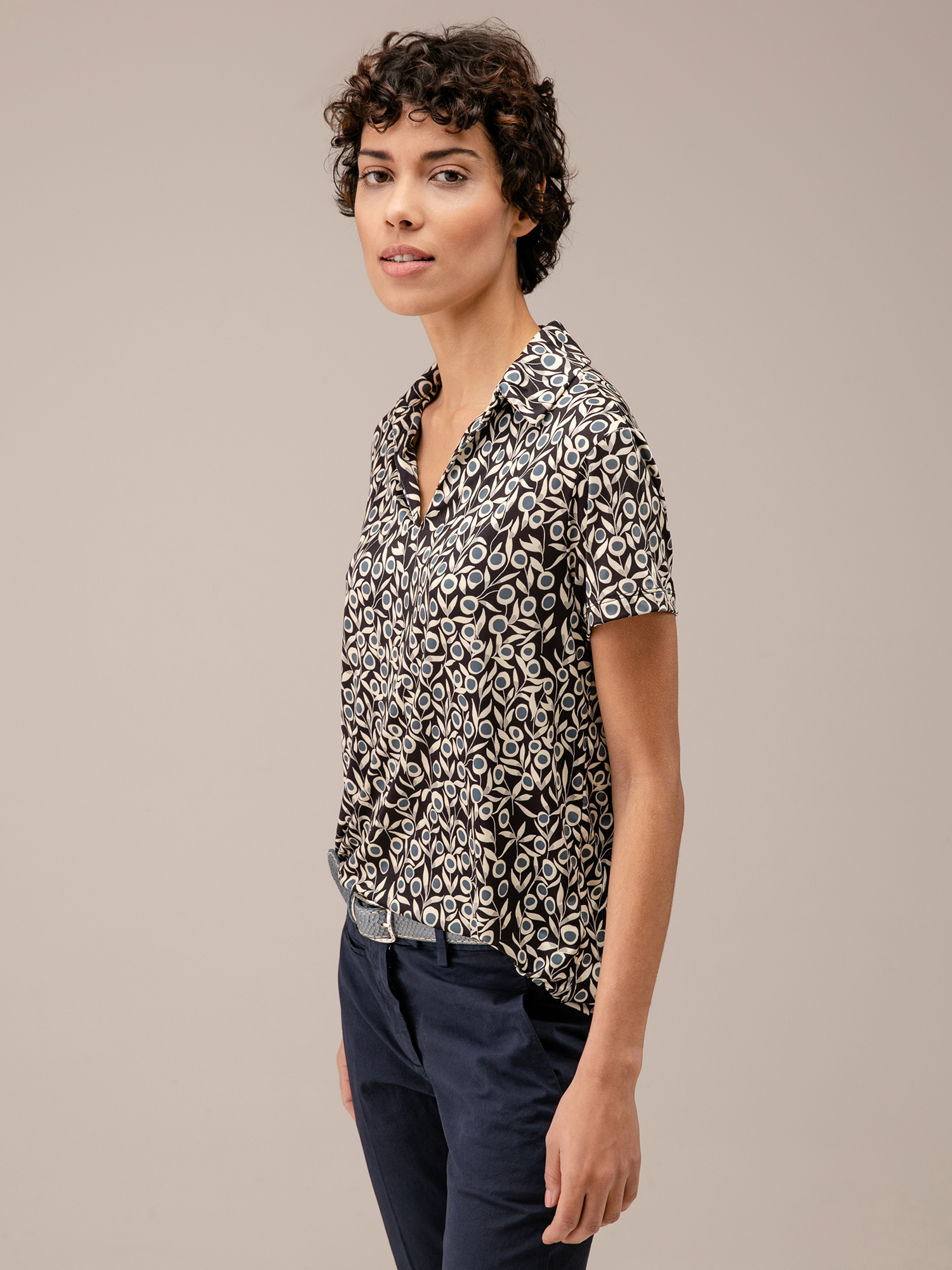 Detailansicht von Kurzarm-Poloshirt von DANIELS