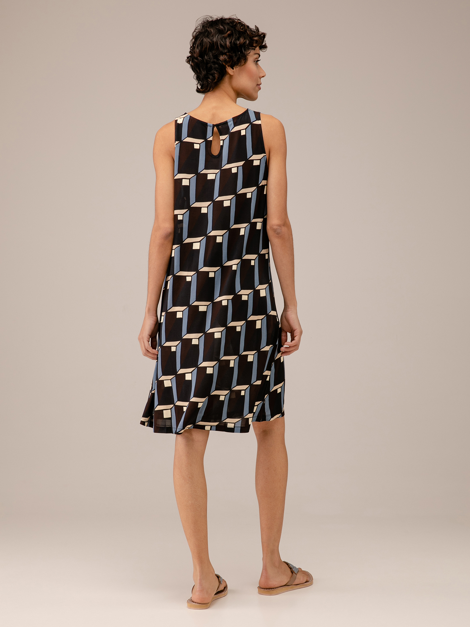 Detailansicht von Kurzes Kleid von SIYU