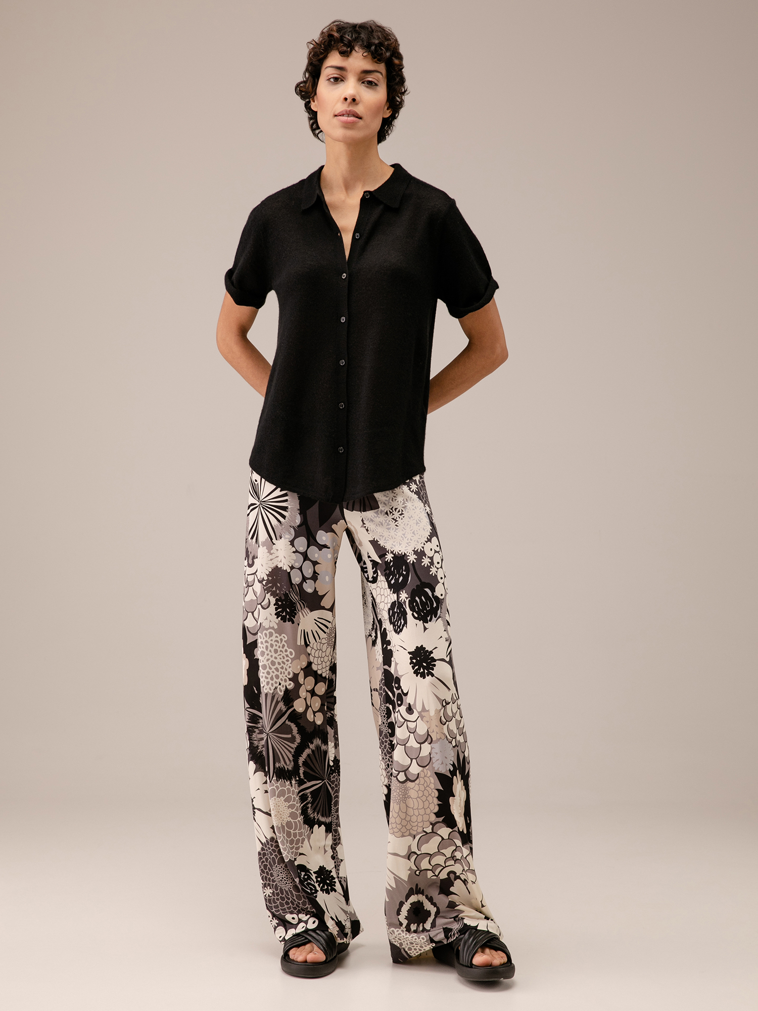 Detailansicht von Gemusterte Hose von SIYU