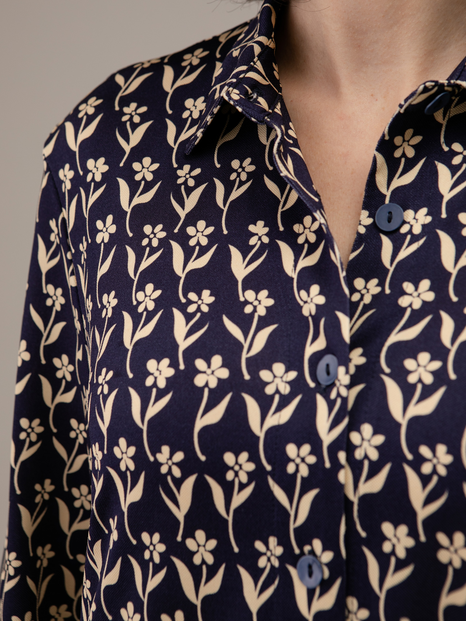 Detailansicht von Kurzes Kleid von SIYU