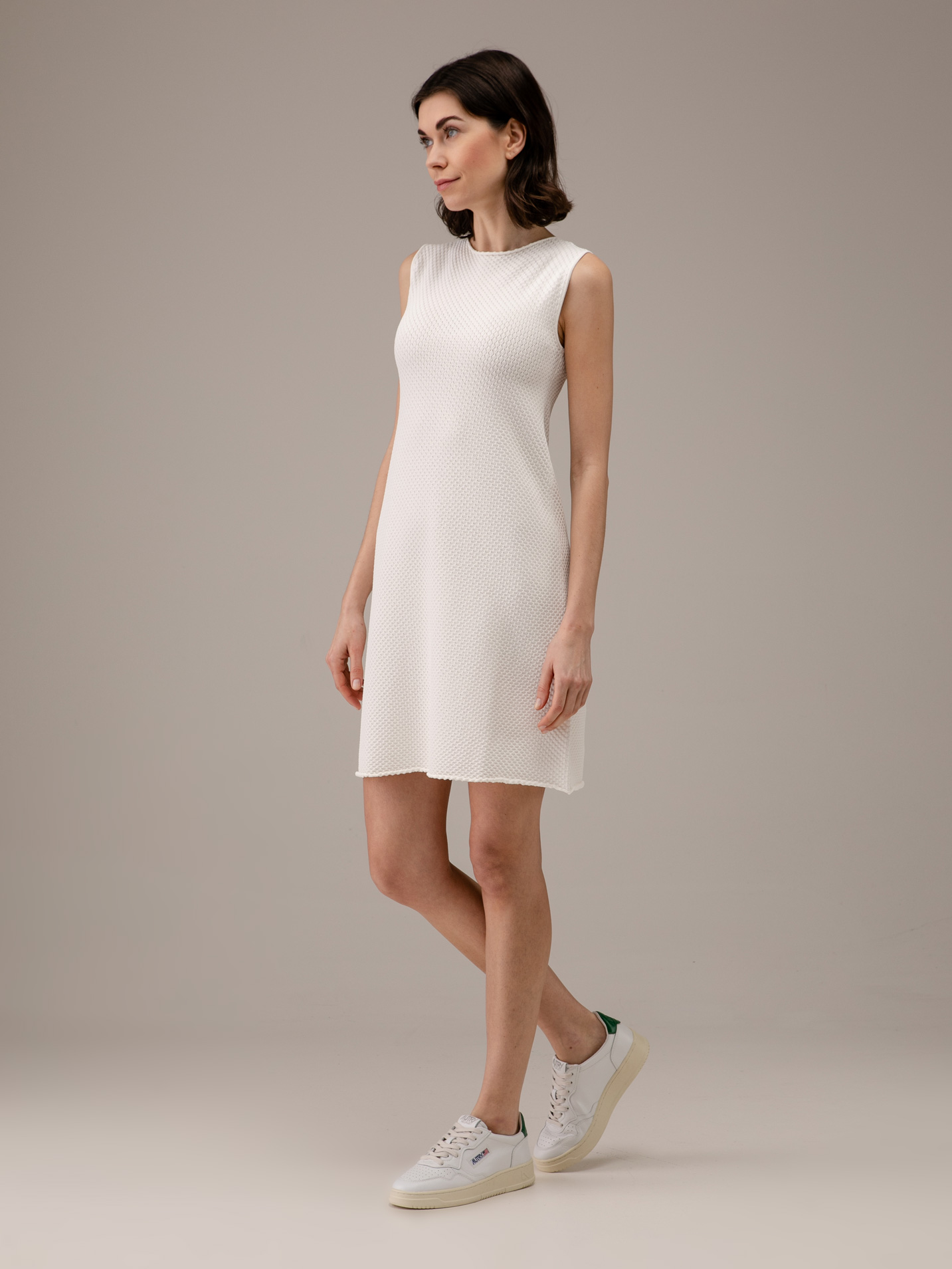 Detailansicht von Kurzes Kleid von ROBERTO COLLINA