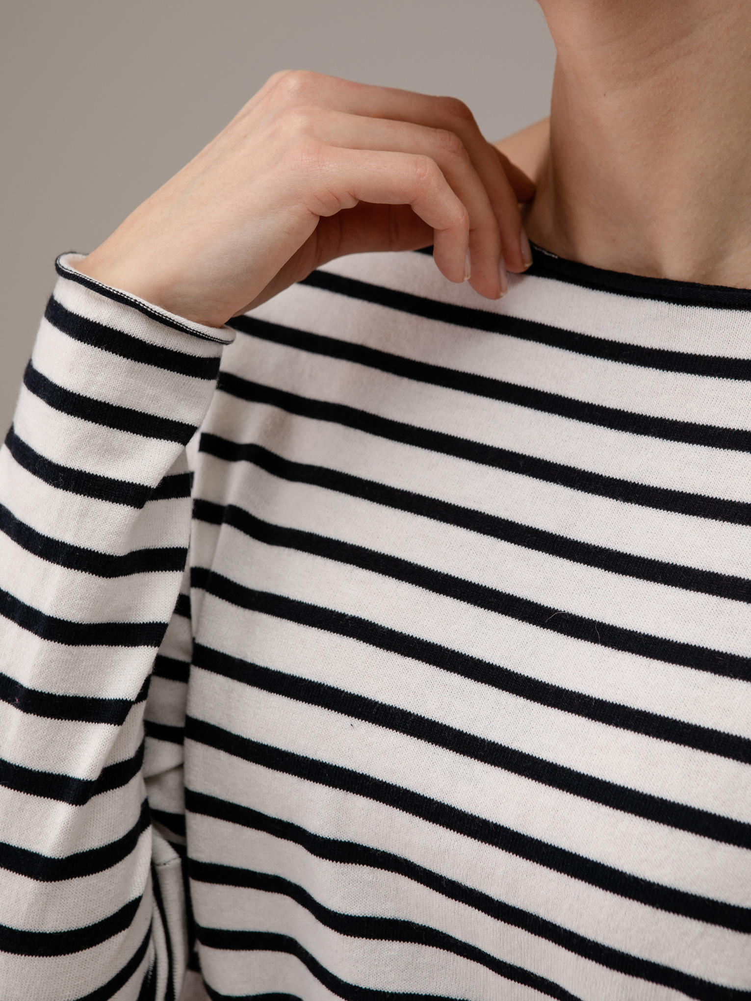 Detailansicht von Pullover aus Baumwolle von ALLUDE