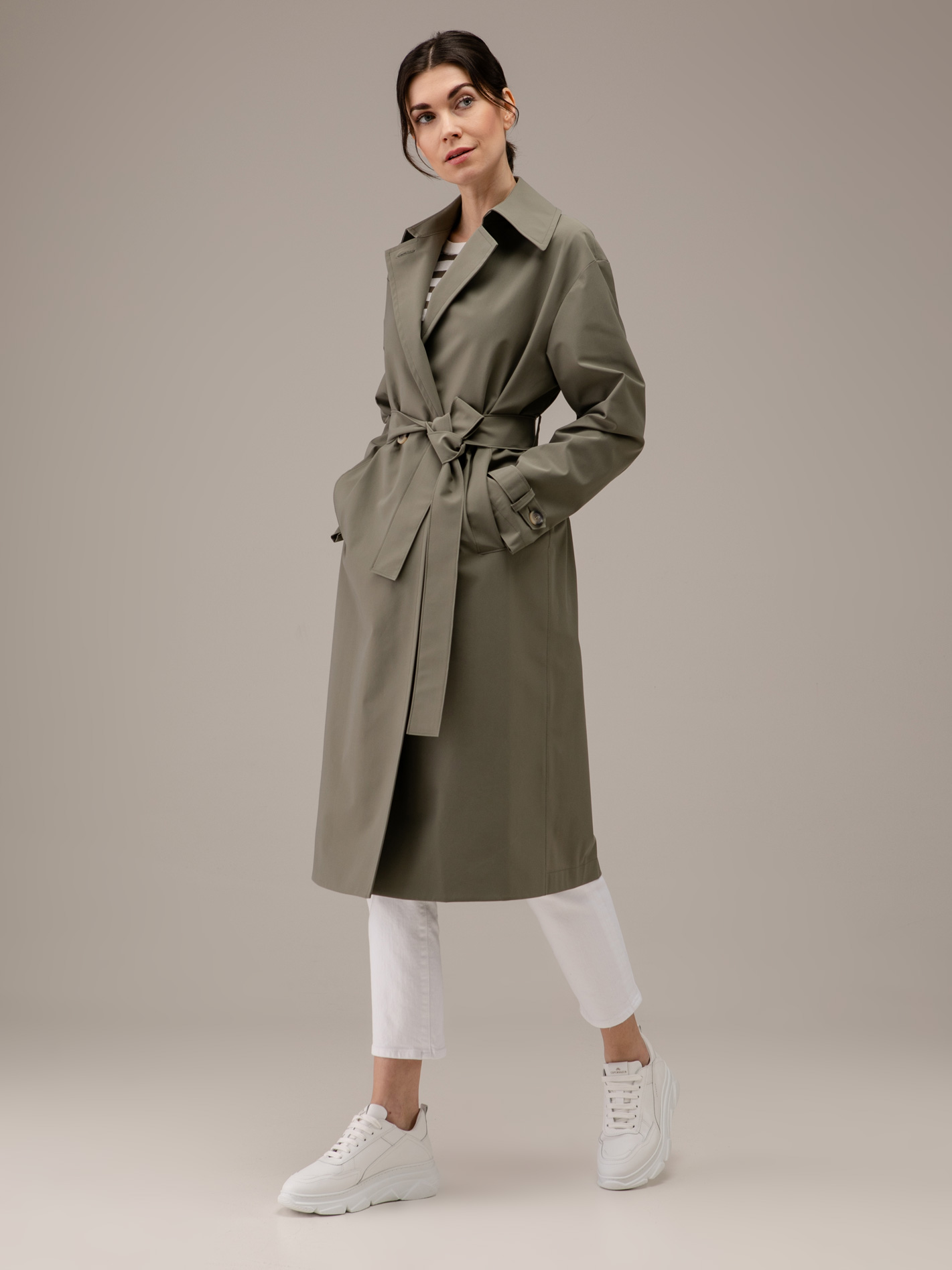 Detailansicht von Trenchcoat von HARRIS WHARF LONDON