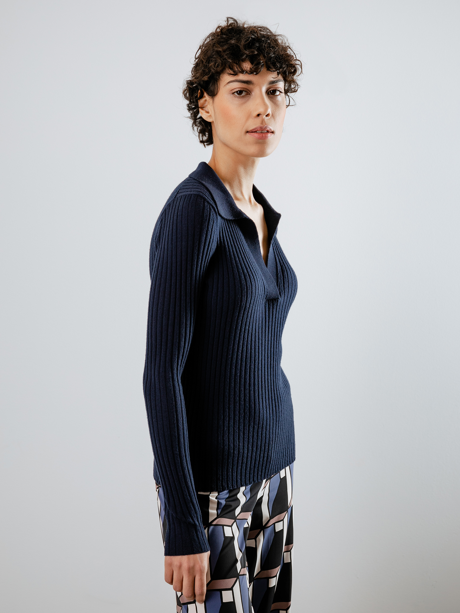 Detailansicht von Rippstrickpullover aus Merinowolle von DANIELS