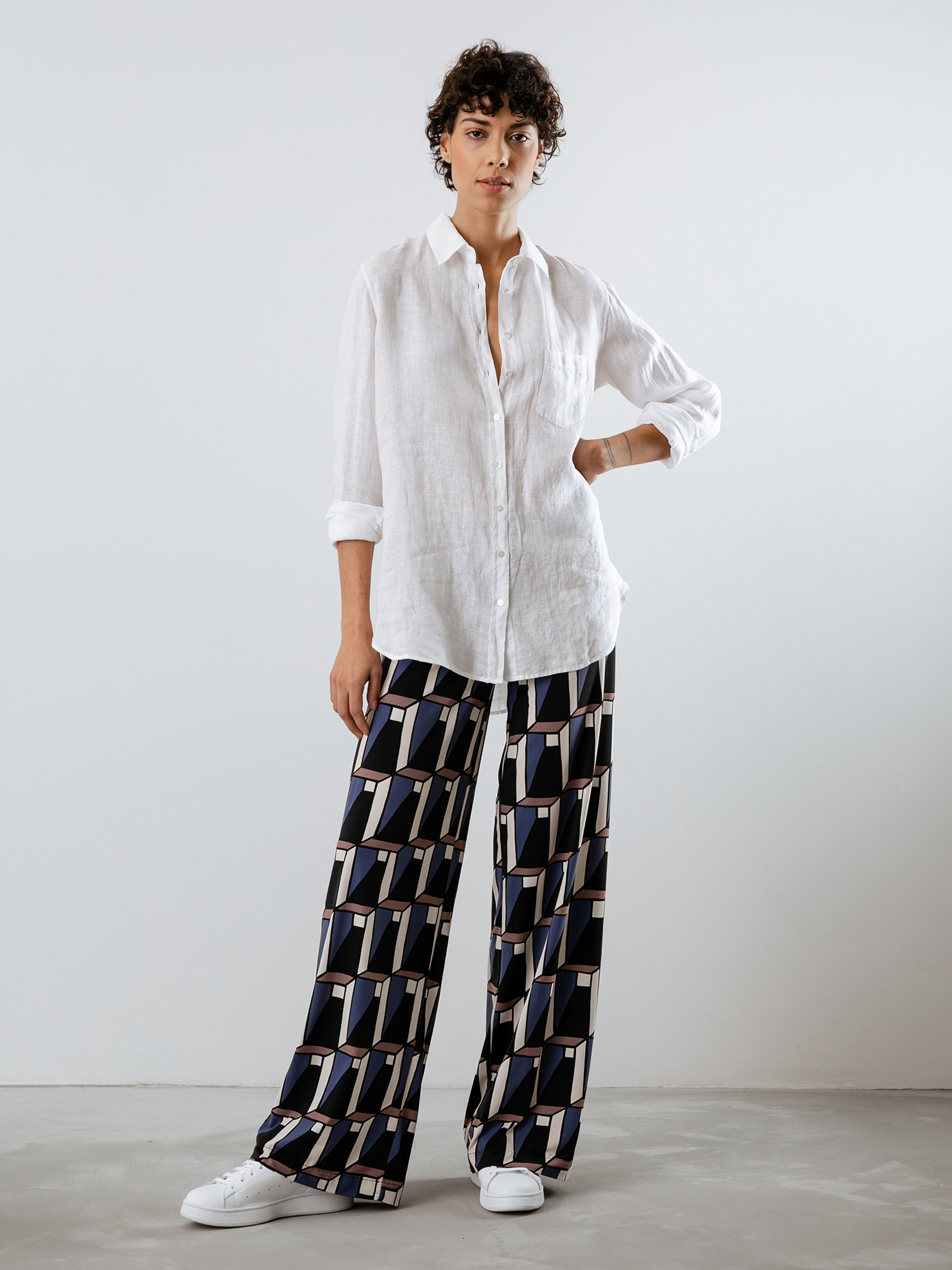 Detailansicht von Leinenbluse von ANTONELLI