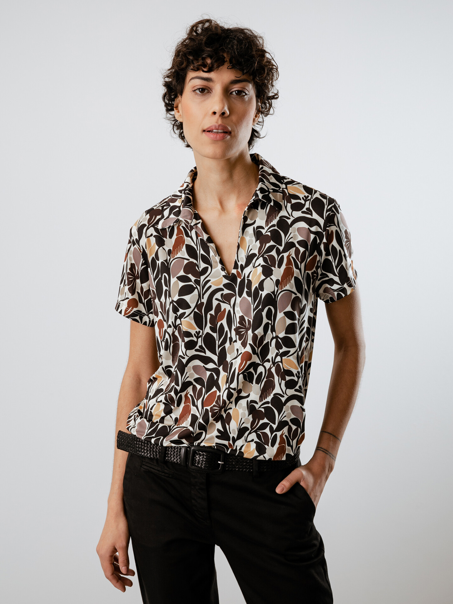 Detailansicht von Kurzarm-Poloshirt von DANIELS