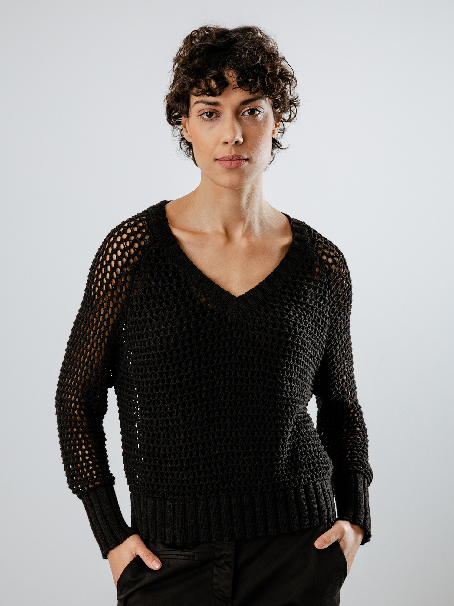 Detailansicht von Pullover mit Lochstrick von DANIELS