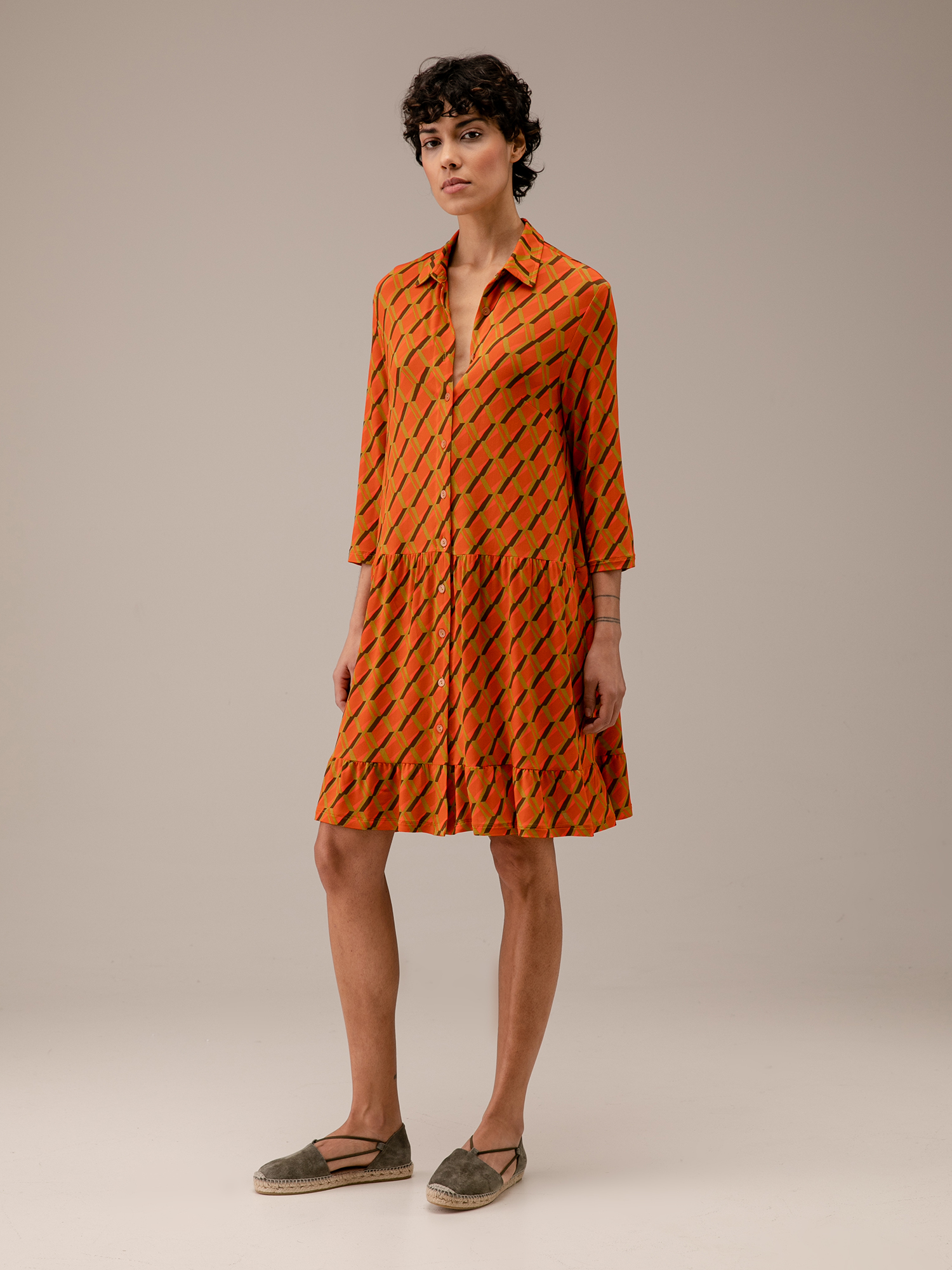 Detailansicht von Kurzes Blusenkleid von SIYU