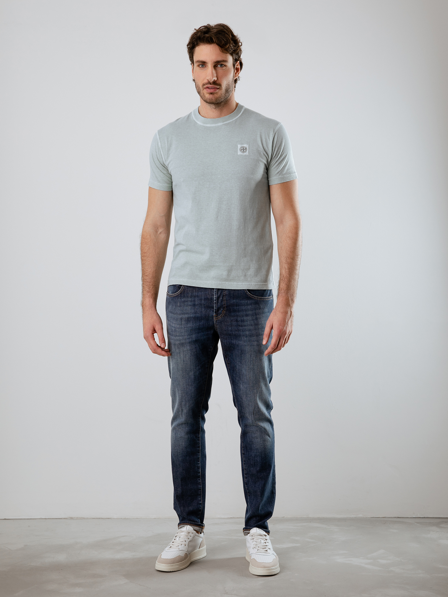 Detailansicht von T-Shirt aus Baumwolle von STONE ISLAND