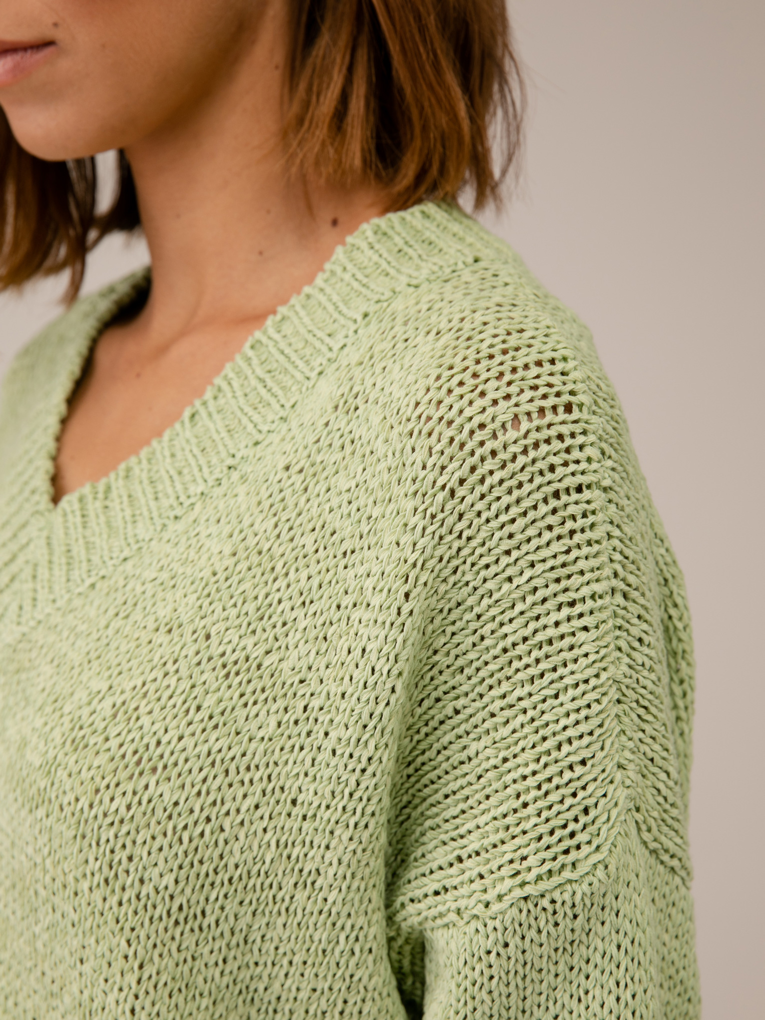 Detailansicht von Kurzarm-Pullover aus Baumwolle von ROBERTO COLLINA