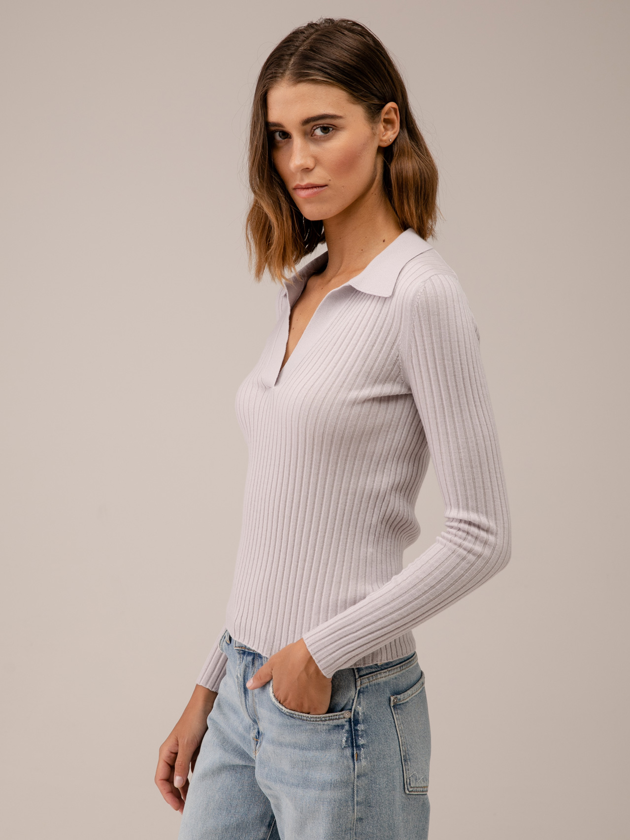 Detailansicht von Rippstrickpullover aus Merinowolle von DANIELS