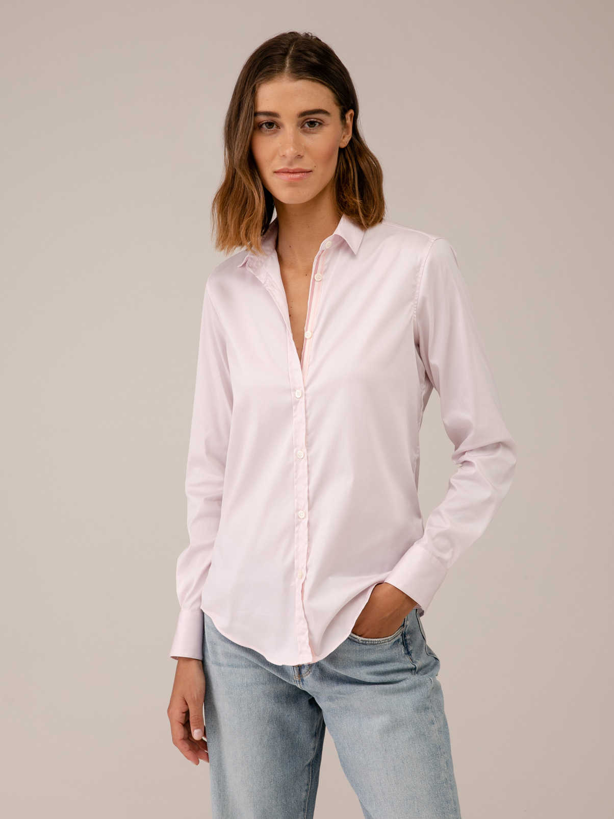 Detailansicht von Baumwollbluse von AGLINI