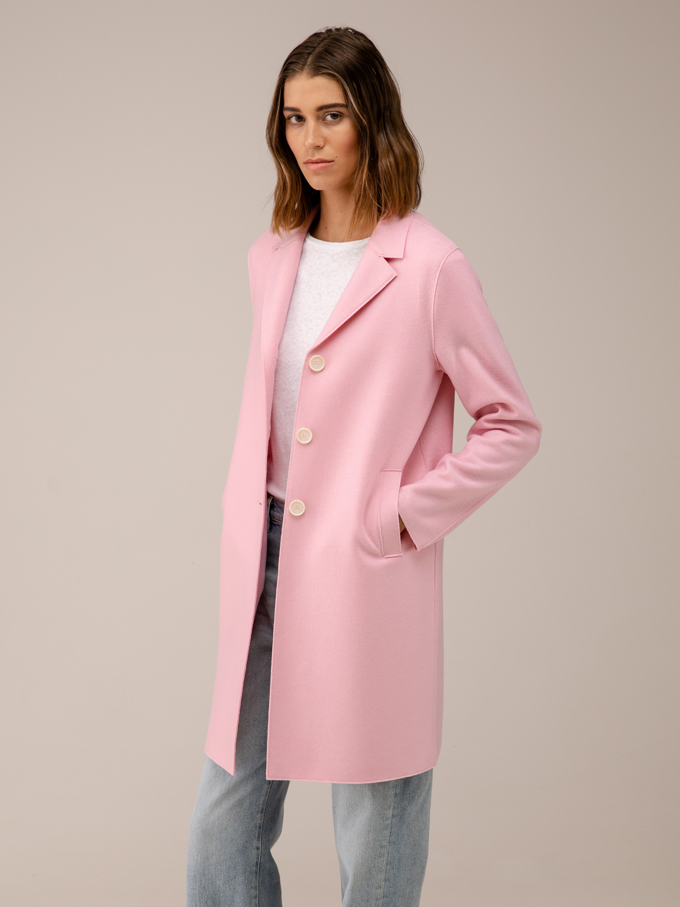 Detailansicht von Schurwollmantel von HARRIS WHARF LONDON