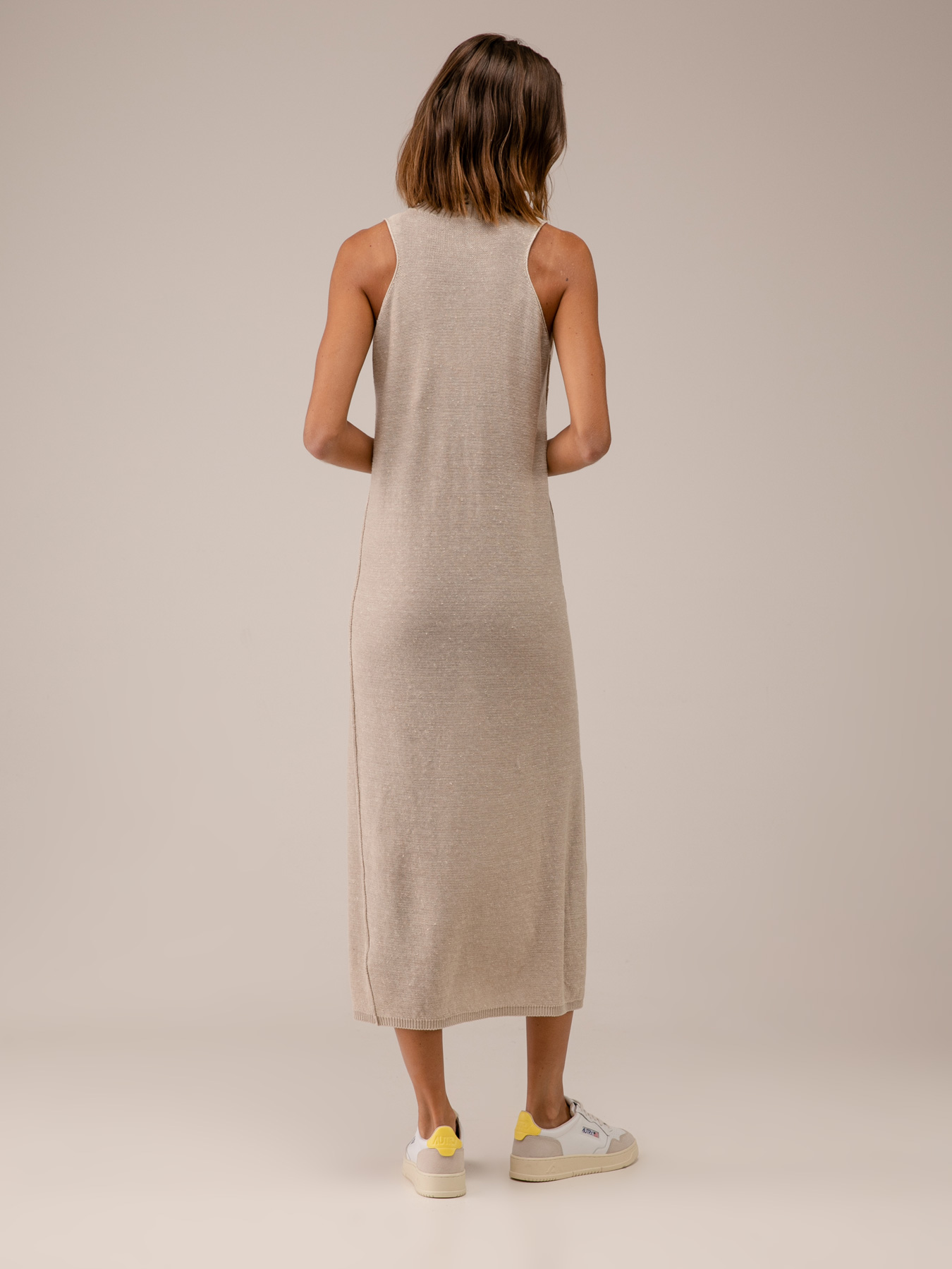 Detailansicht von Maxi-Strickkleid aus Leinen von ANTONELLI