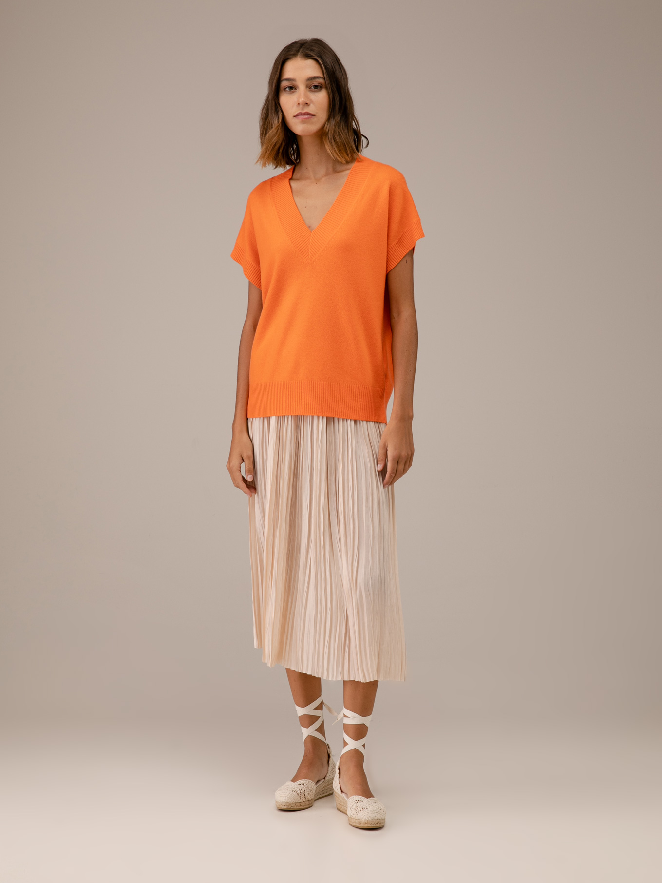 Detailansicht von Pullunder aus Schurwolle von ALLUDE