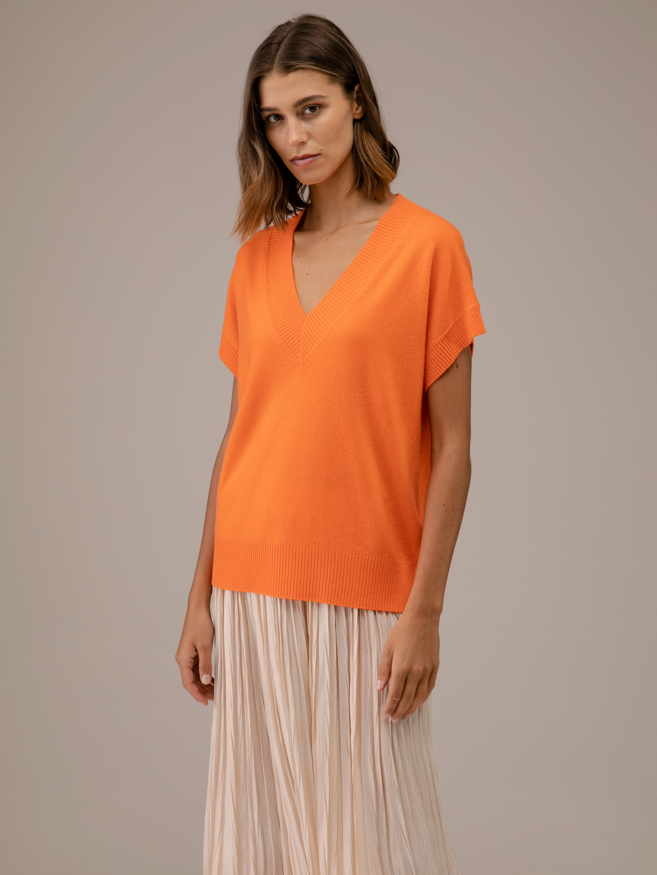 Detailansicht von Pullunder aus Schurwolle von ALLUDE